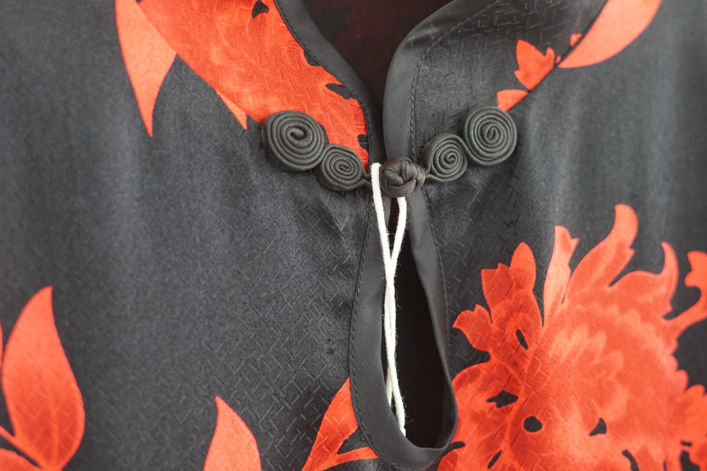 Handcrafted Song Dynasty Brocade Silk Cheongsam | Black & Red Floral Qipao Dress