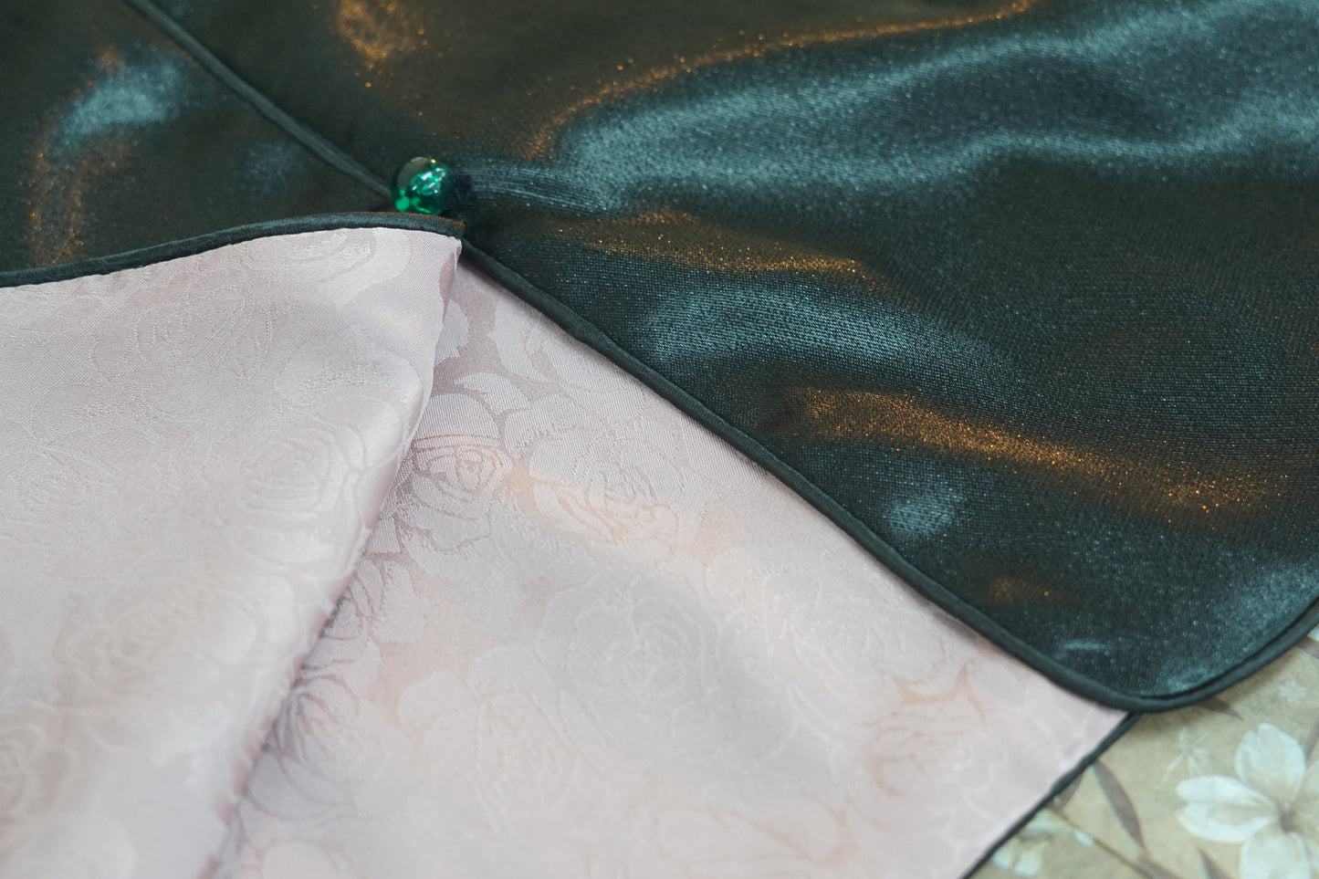 Handcrafted Reversible Song Dynasty Brocade Silk Vest | 100% Silk Waistcoat