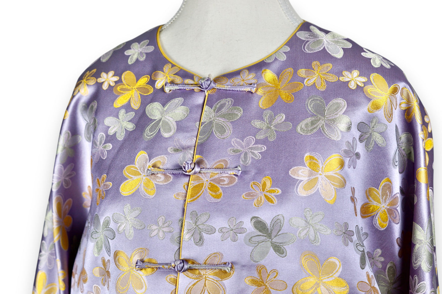 Handcrafted Floral Song Dynasty Brocade Silk Jacket | Artisanal Outerwear with Knot Buttons