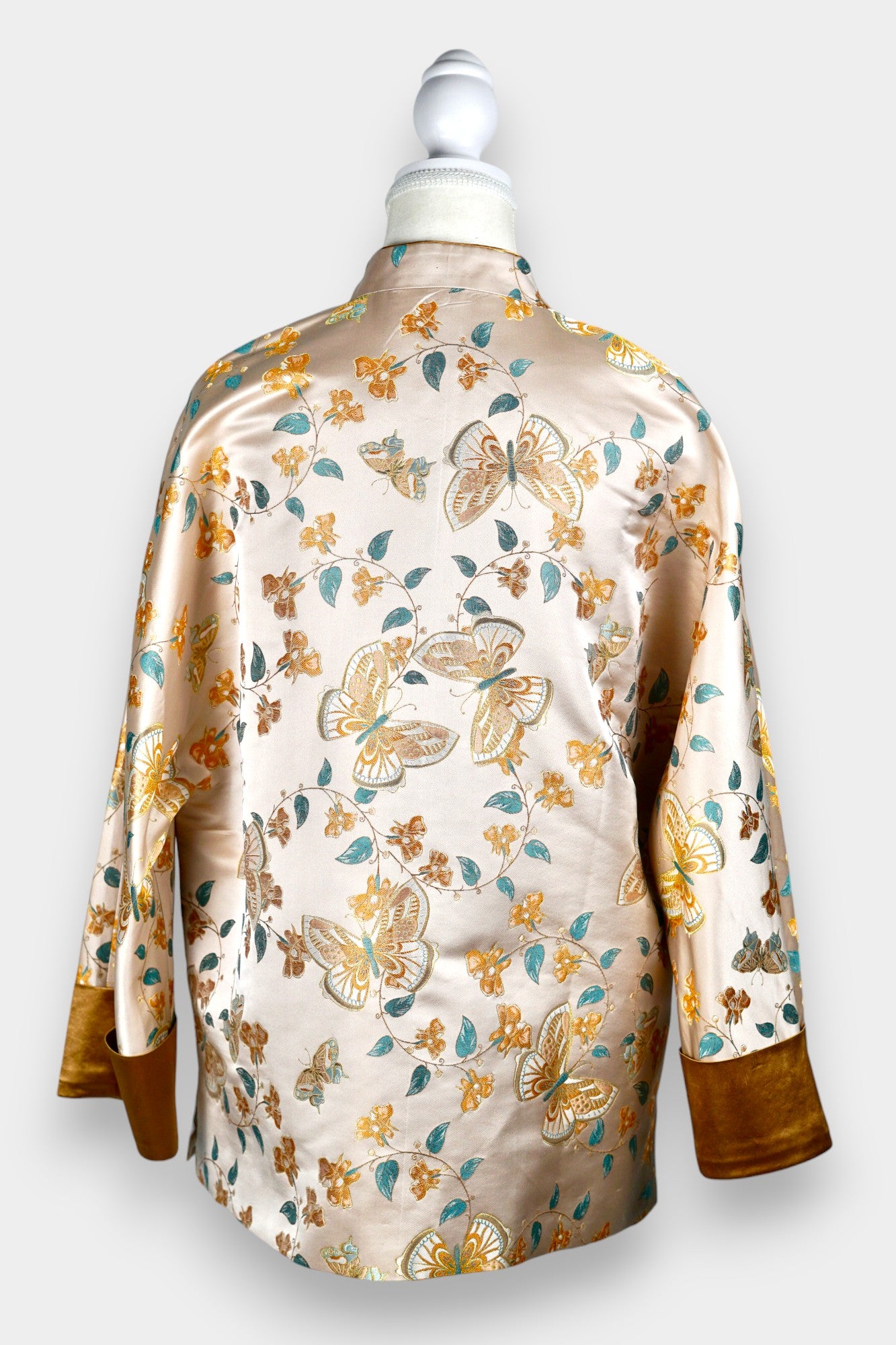 Handcrafted Floral Song Dynasty Brocade Silk Jacket | Artisanal Outerwear with Knot Buttons