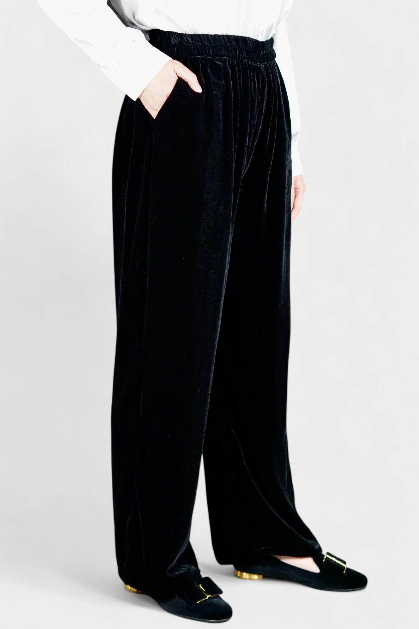 Silk Velvet Relaxed-Fit Trousers in Black & Khaki Green
