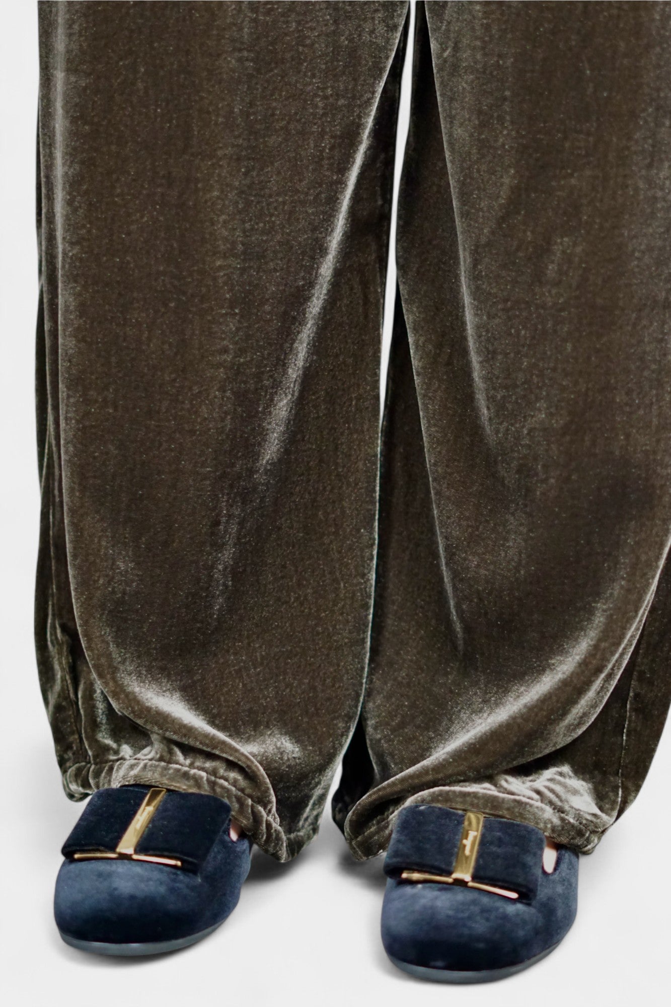 Silk Velvet Relaxed-Fit Trousers in Black & Khaki Green