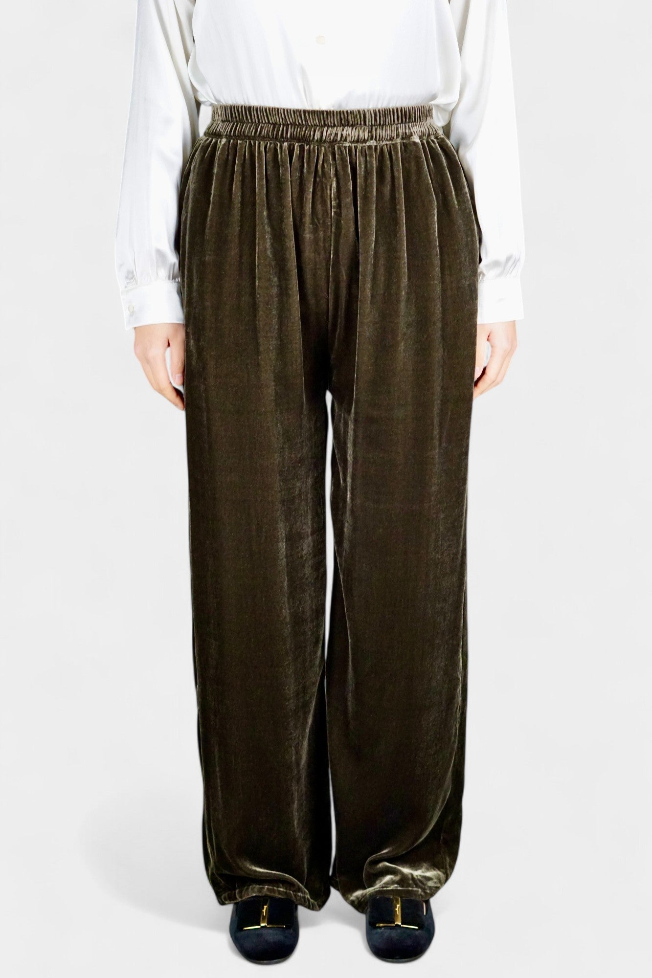 Silk Velvet Relaxed-Fit Trousers in Black & Khaki Green