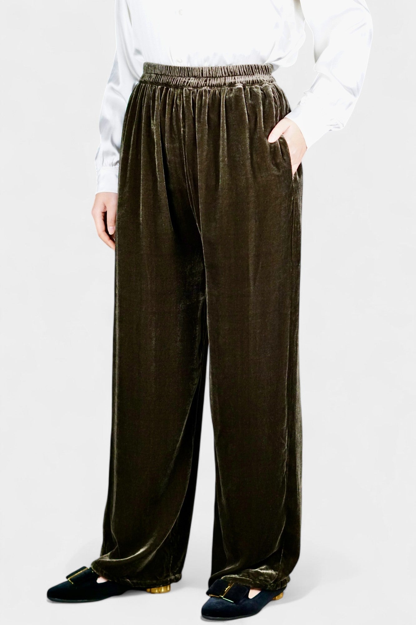 Silk Velvet Relaxed-Fit Trousers in Black & Khaki Green