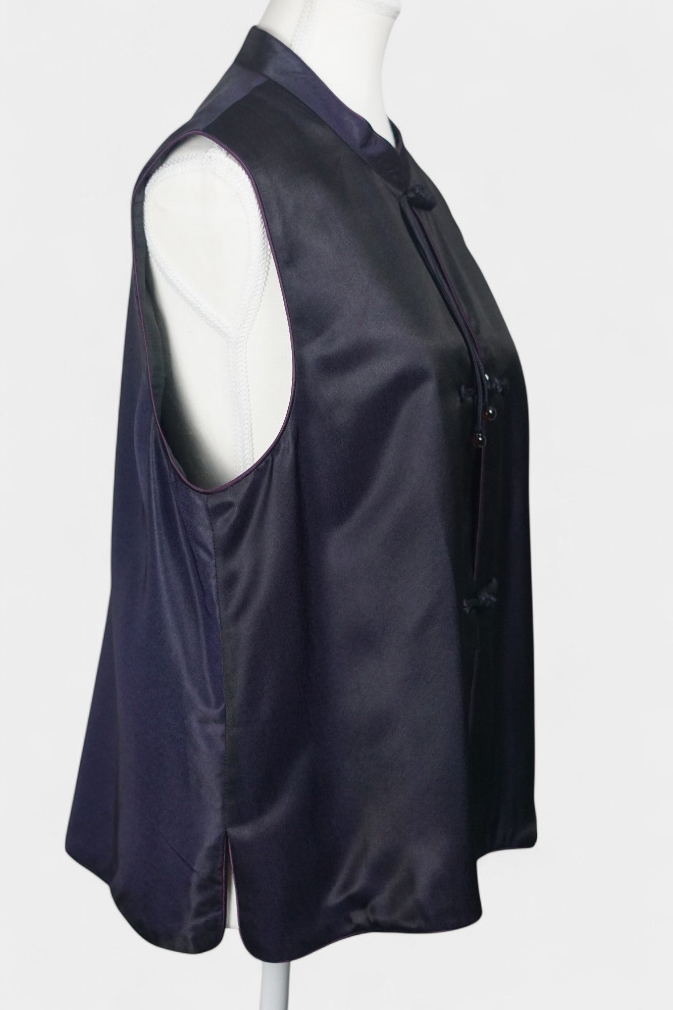 Traditional Handcrafted Song Dynasty Brocade Silk Vest | Dark Purple