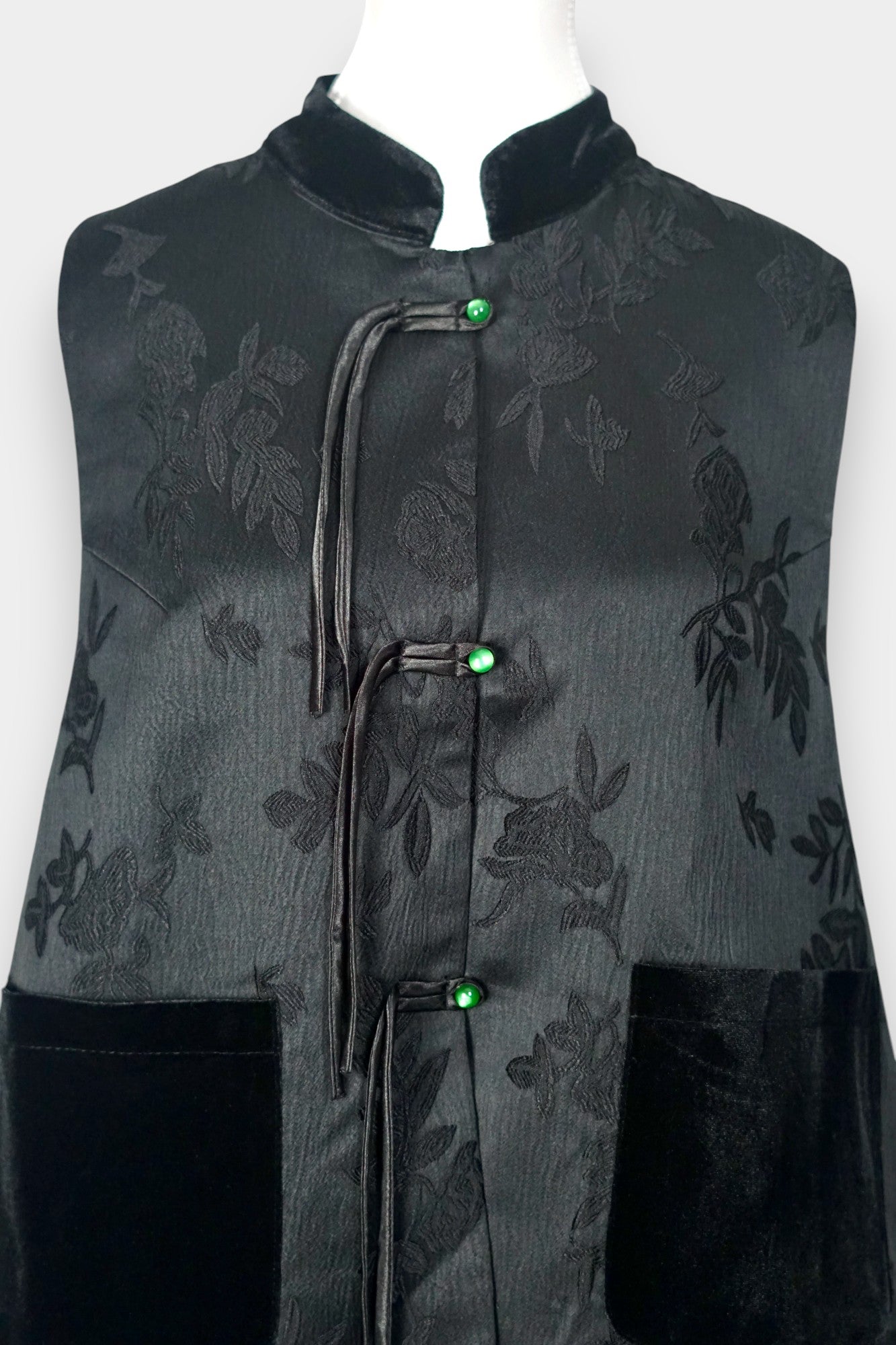 Handcrafted Floral Song Dynasty Brocade Silk Vest | 100% Mulberry Silk Outerwear