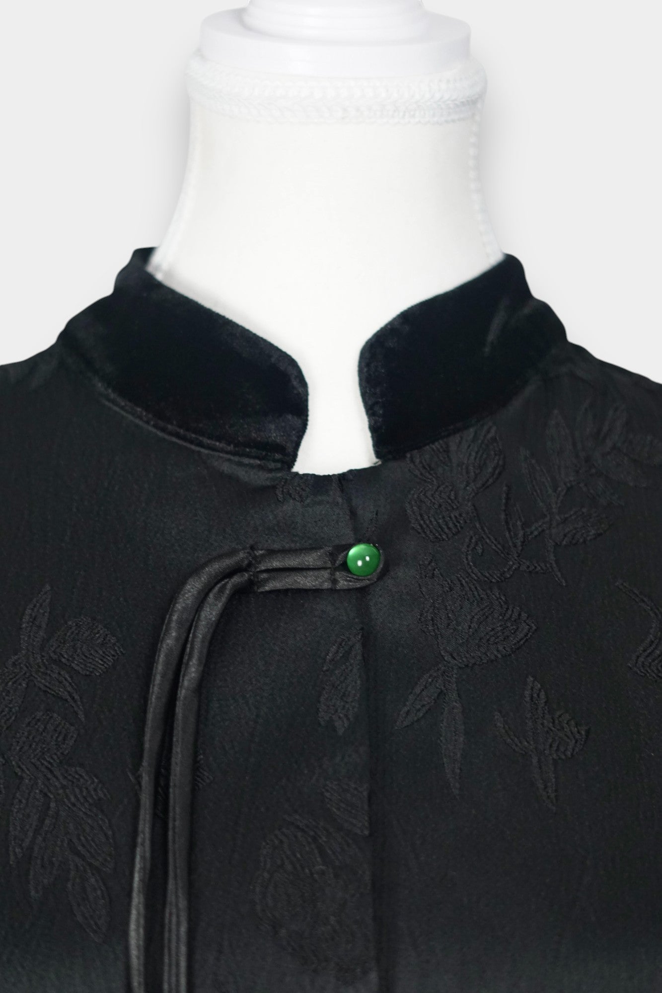 Handcrafted Floral Song Dynasty Brocade Silk Vest | 100% Mulberry Silk Outerwear