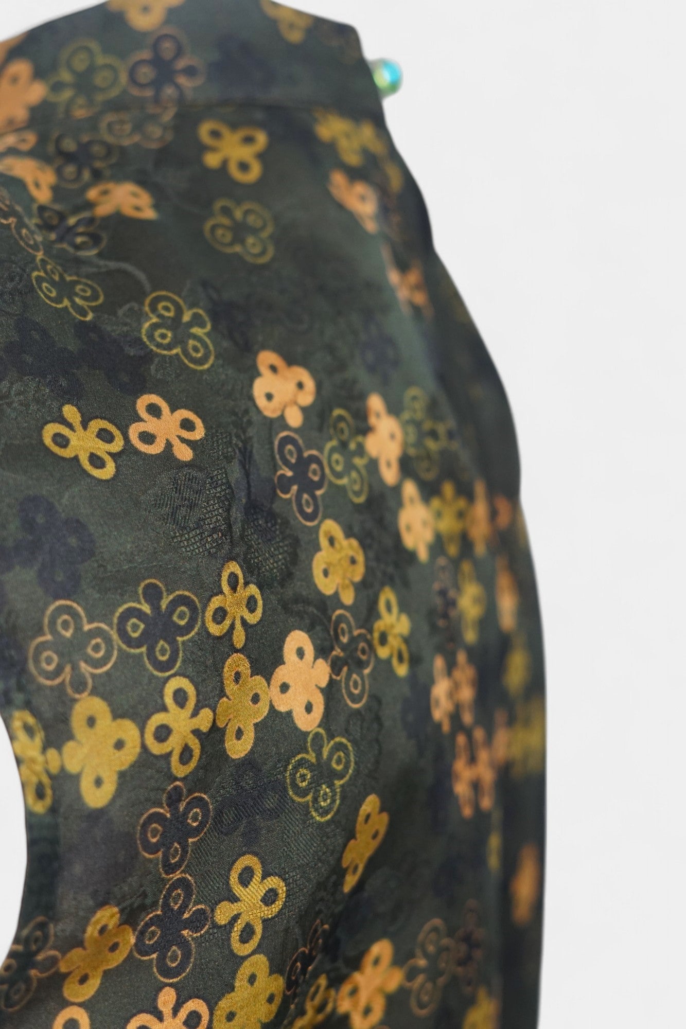 Gambiered Guangdong Gauze Silk Sleeveless Top | Geometric Jacquard