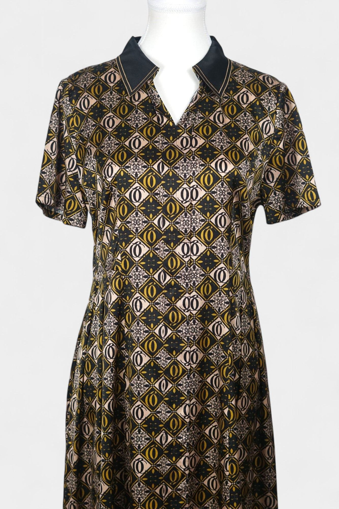 Mulberry Silk Geometric Print Dress | Short-Sleeve