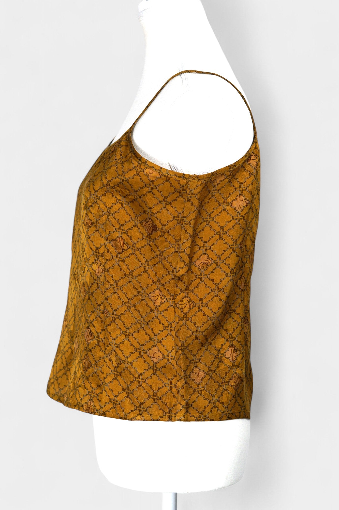Gambiered Gauze Silk Blazer & Camisole Set | Gold Geometric Print