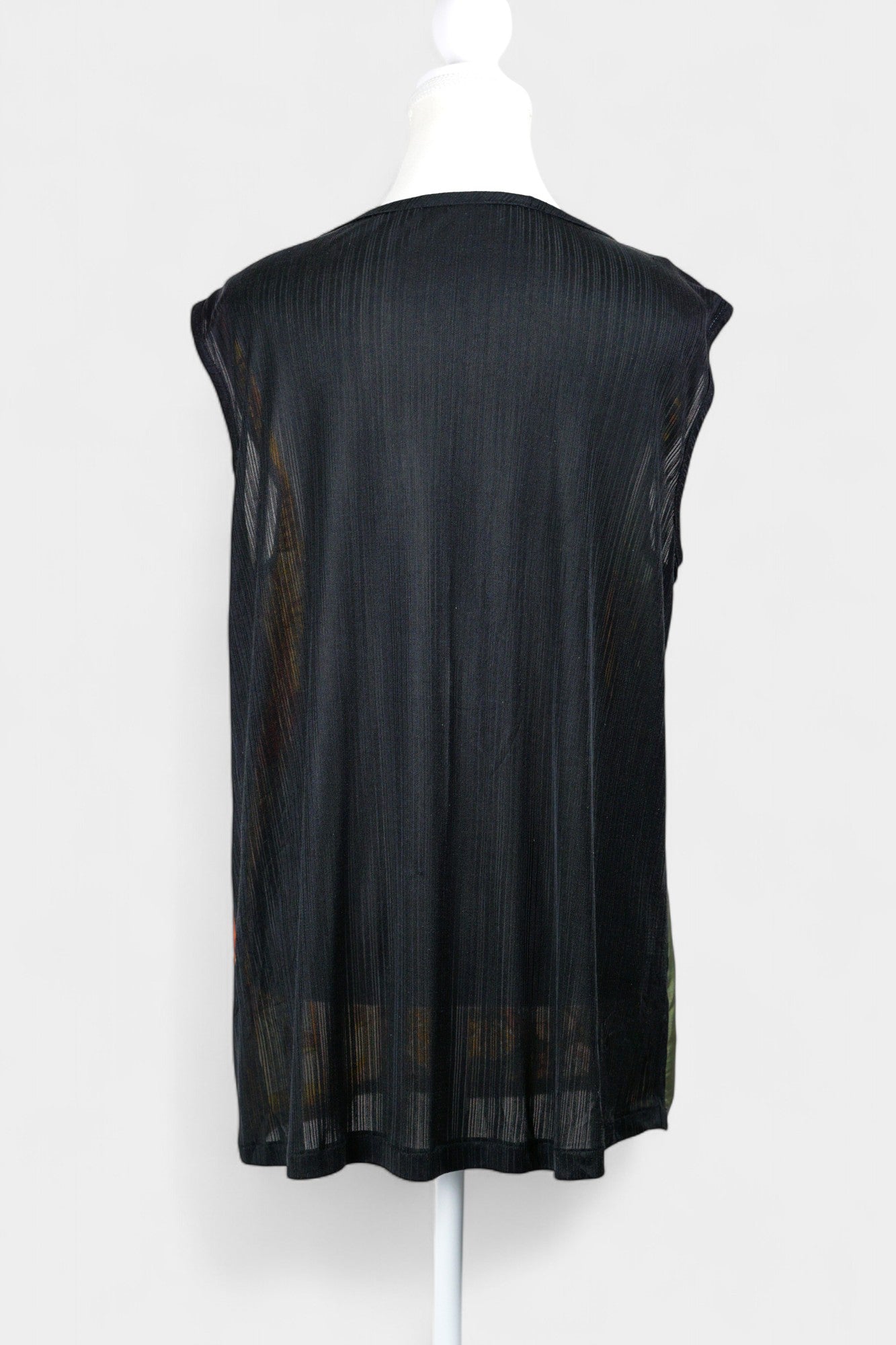 Handmade Mulberry Silk Sleeveless Top | Abstract Art Print