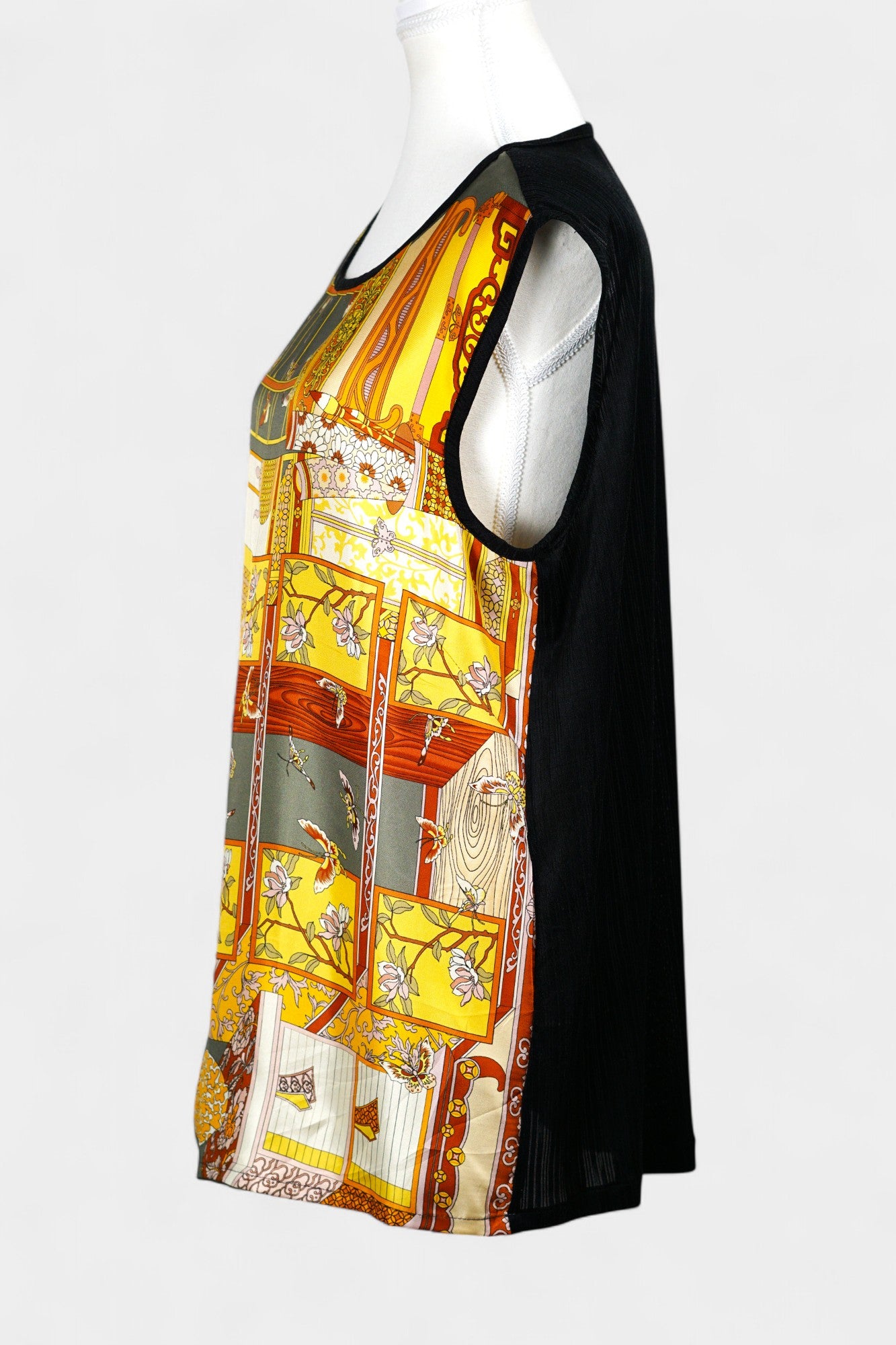 Handmade Mulberry Silk Sleeveless Top | Abstract Art Print