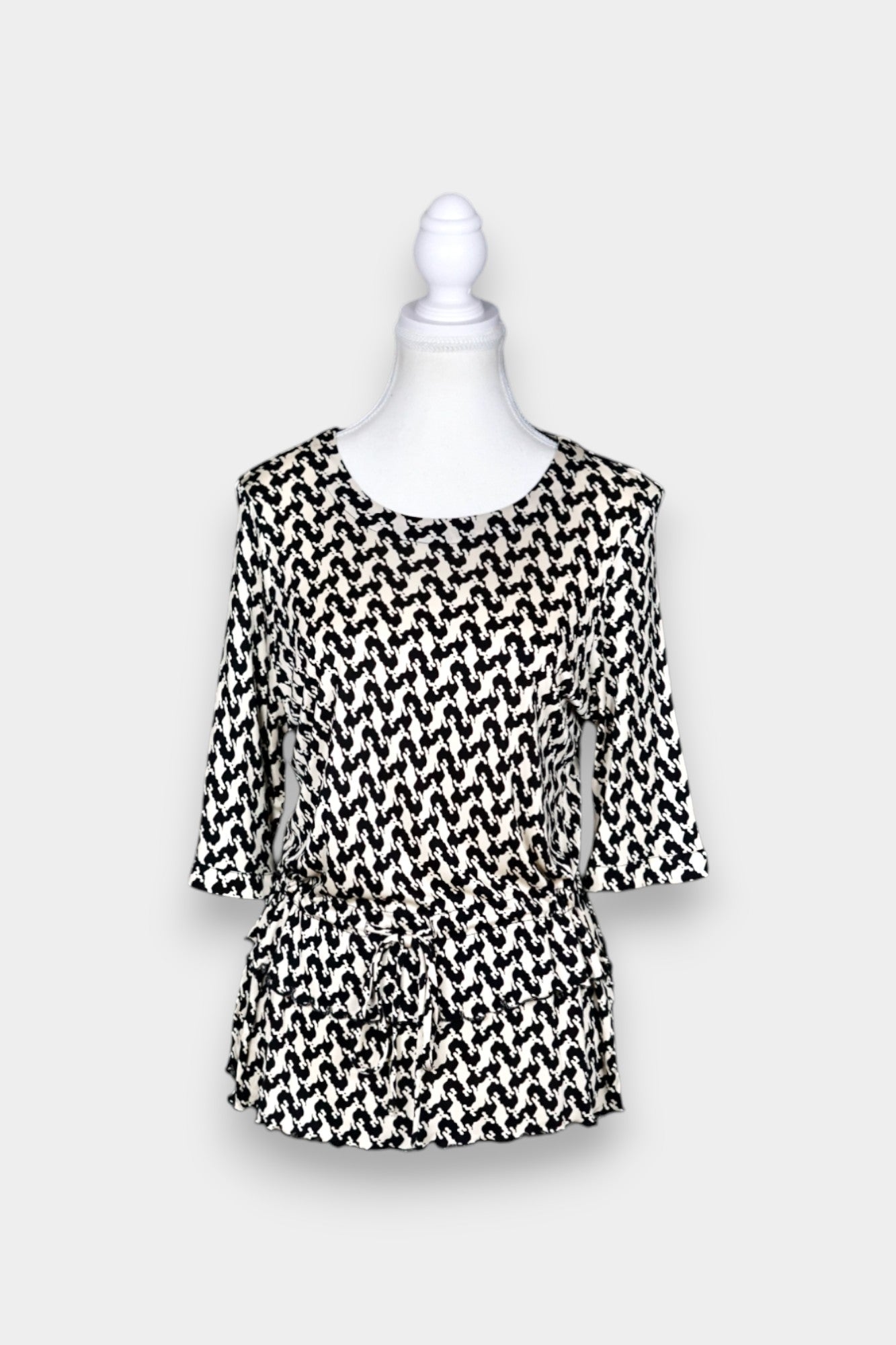 Printed Blouse with Drawstring Waist | Black & White Zigzag