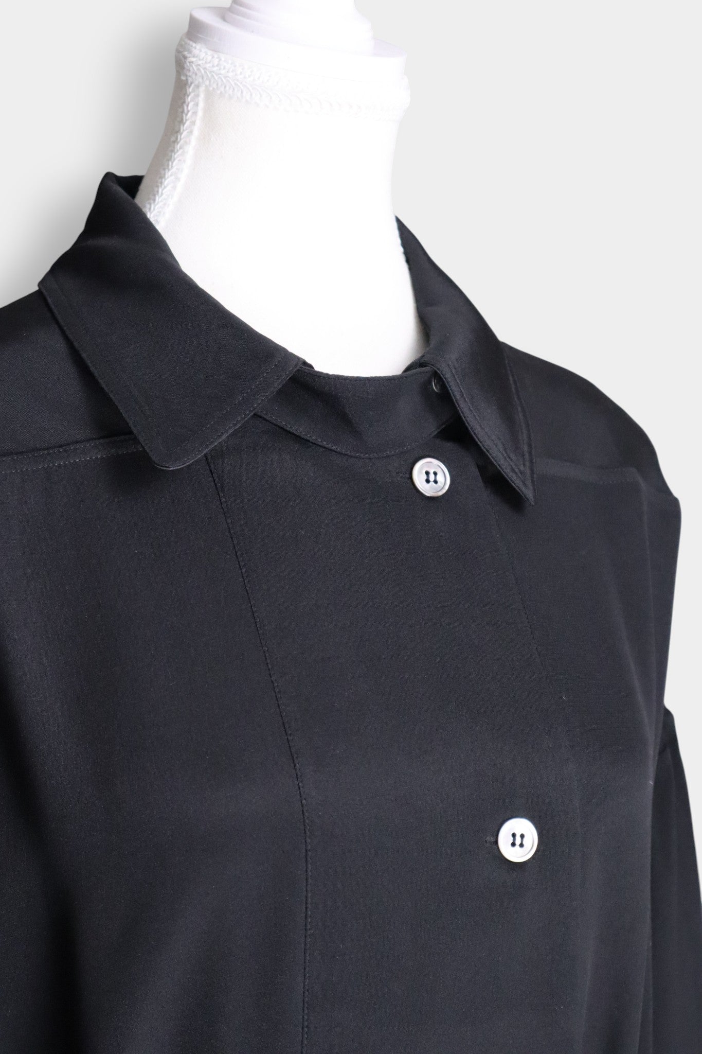 Black Mulberry Silk Drawstring Utility Jacket | Short Trench Shacket