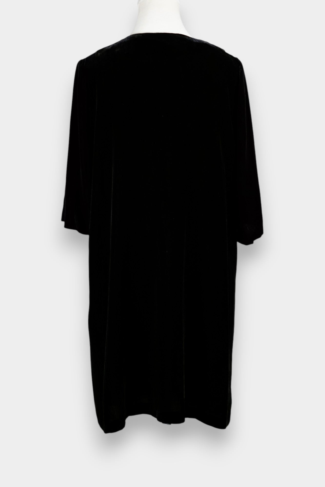 Silk Velvet Relaxed-Fit Tunic Dress in Classic Black