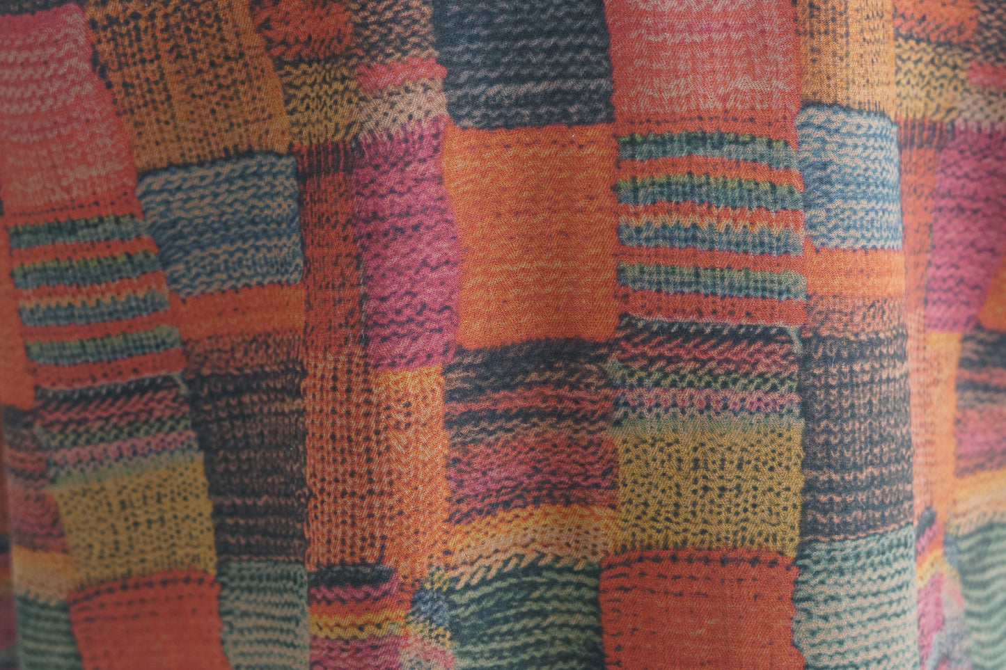 Handcrafted Gambiered Guangdong Gauze Silk Vest | Brown Outerwear