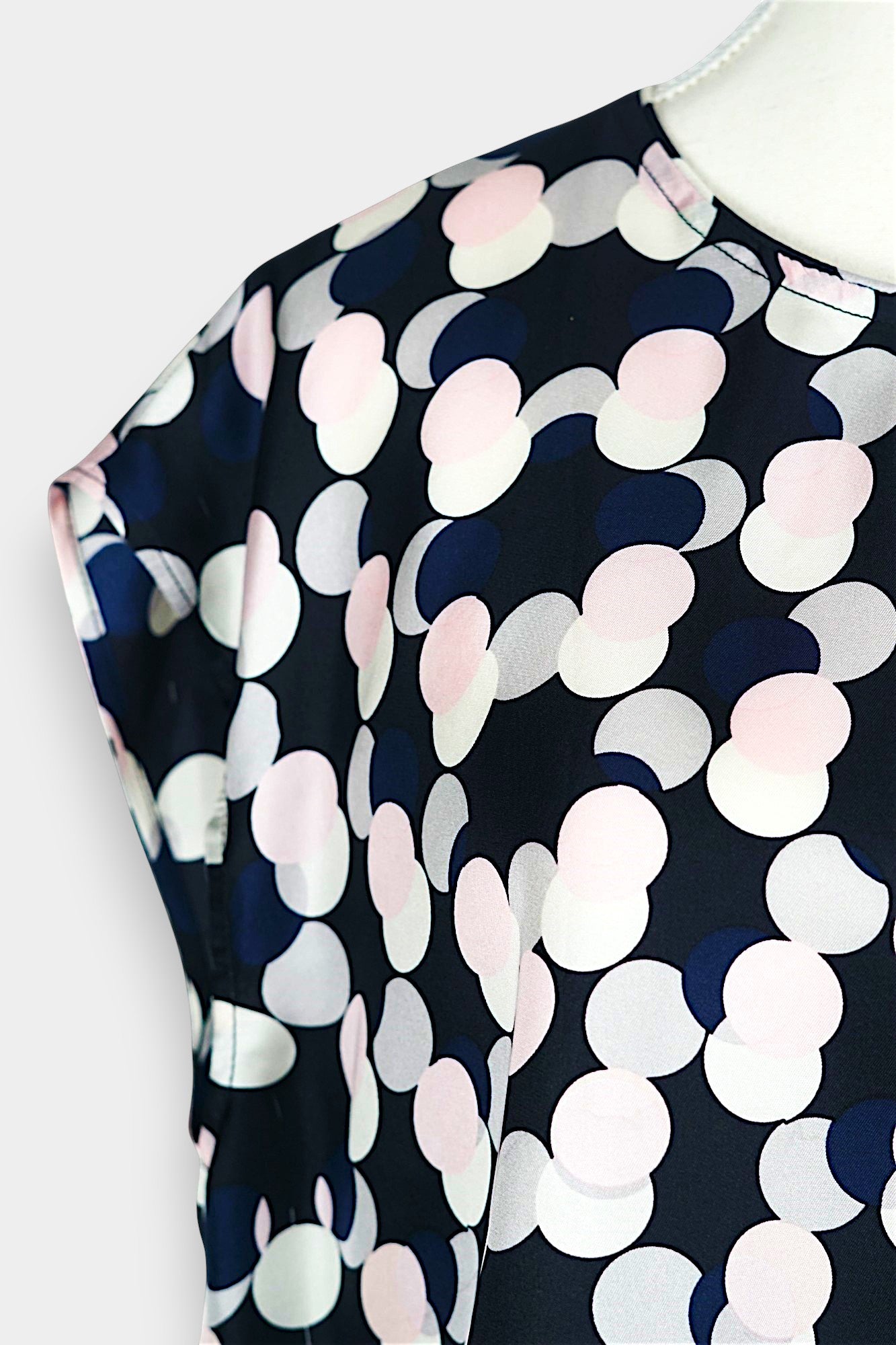 Handcrafted Mulberry Silk Sleeveless Blouse | Multi-Colour Polka Dot