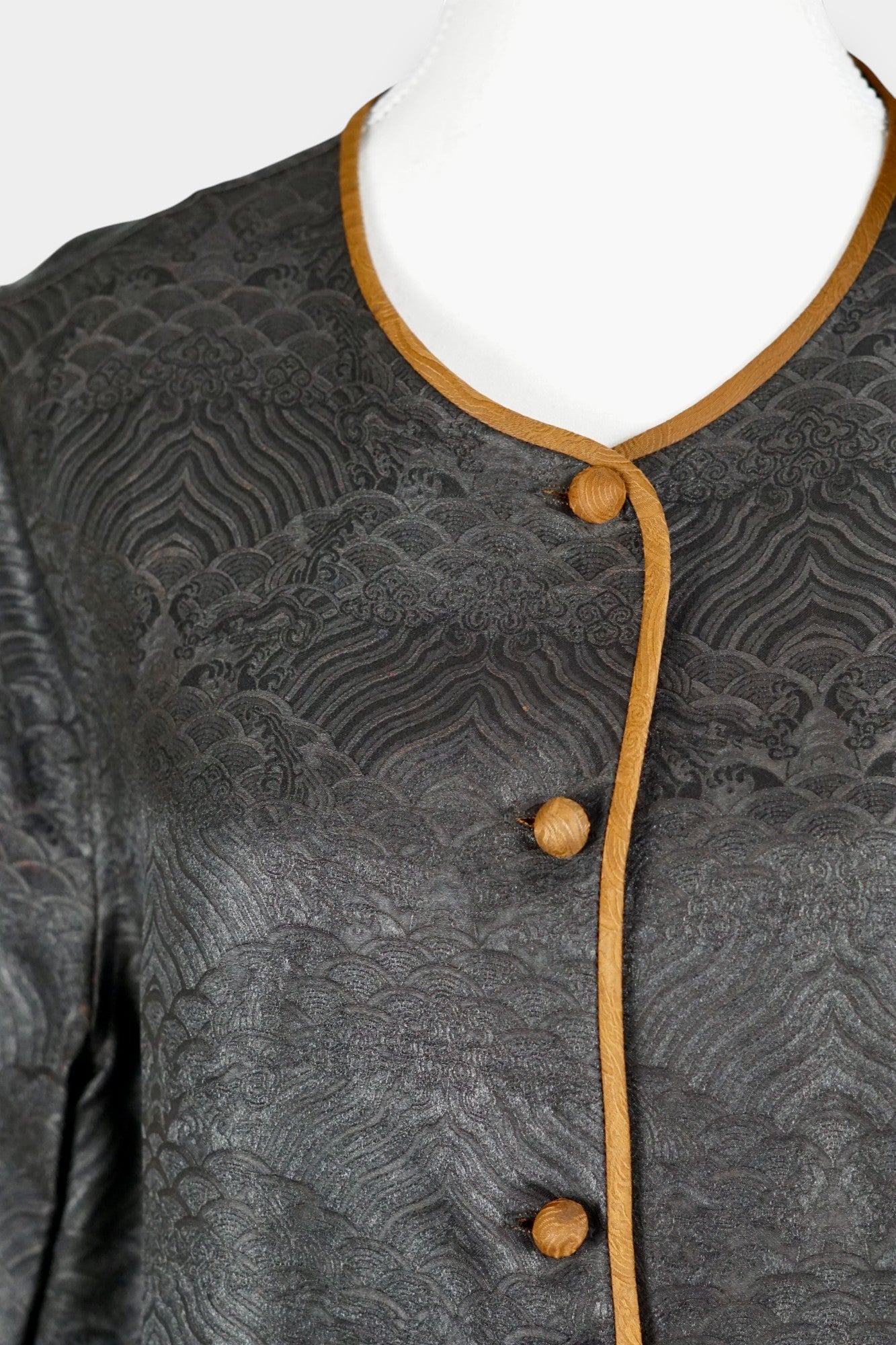 Reversible Gambiered Guangdong Gauze Silk Jacket | Two Looks in One