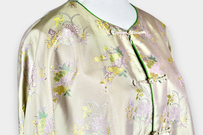 Song Dynasty Brocade Silk Knot Button Jacket with Green Cuffs