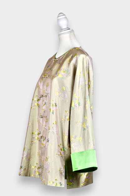 Song Dynasty Brocade Silk Knot Button Jacket with Green Cuffs
