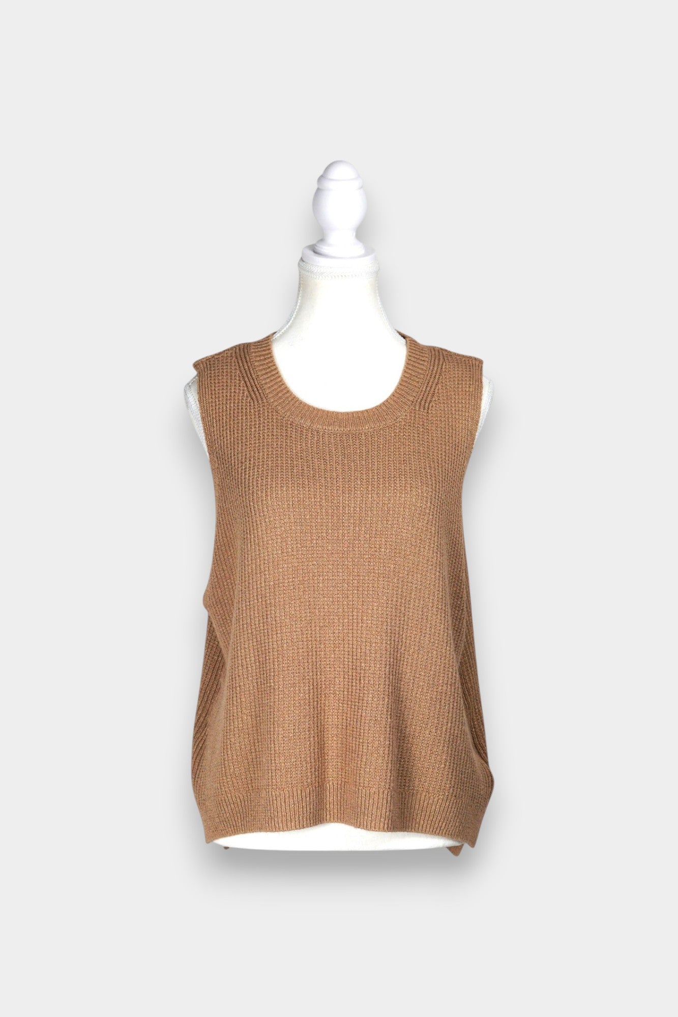 Knitted Tussah Silk Vest | Camel Brown