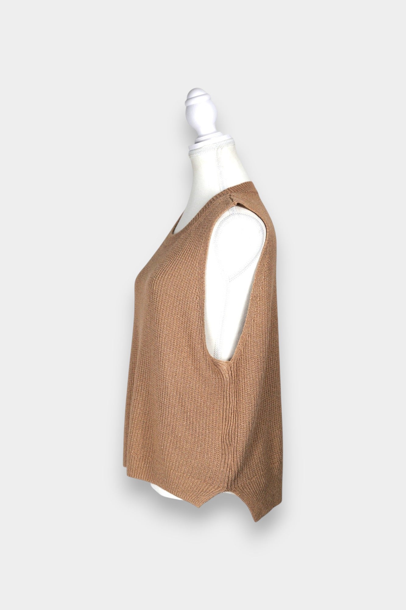 Knitted Tussah Silk Vest | Camel Brown