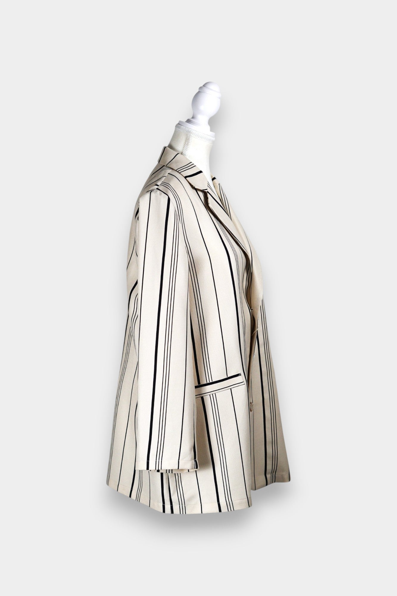 Handcrafted Mulberry Silk Striped Blazer | Cream & Black