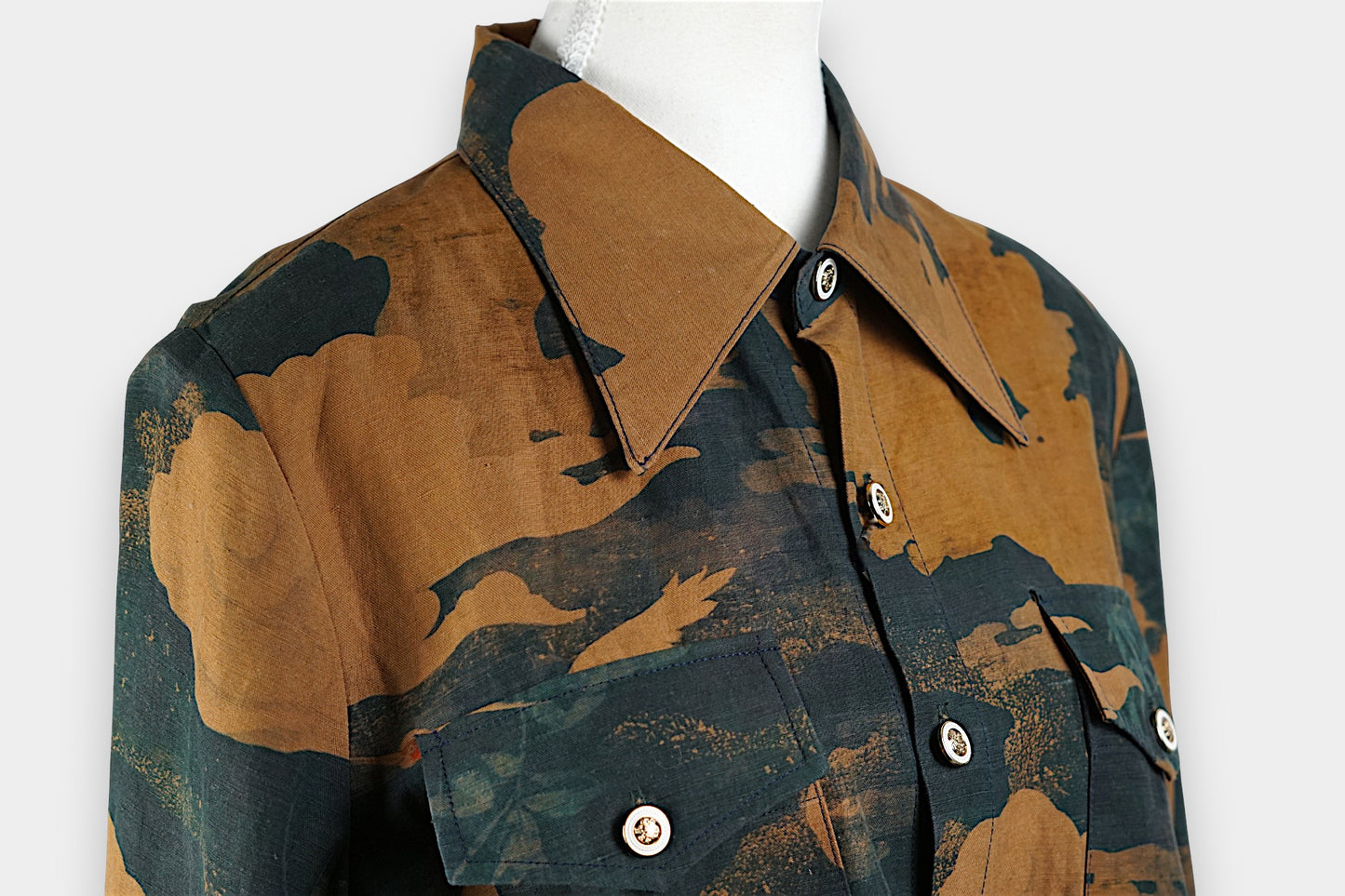 Gambiered Guangdong Gauze Silk Shirt | Abstract Emerald Print