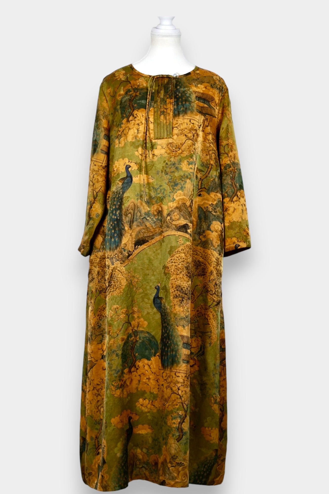 Gambiered Guangdong Gauze Silk Dress | Peacock Garden Print