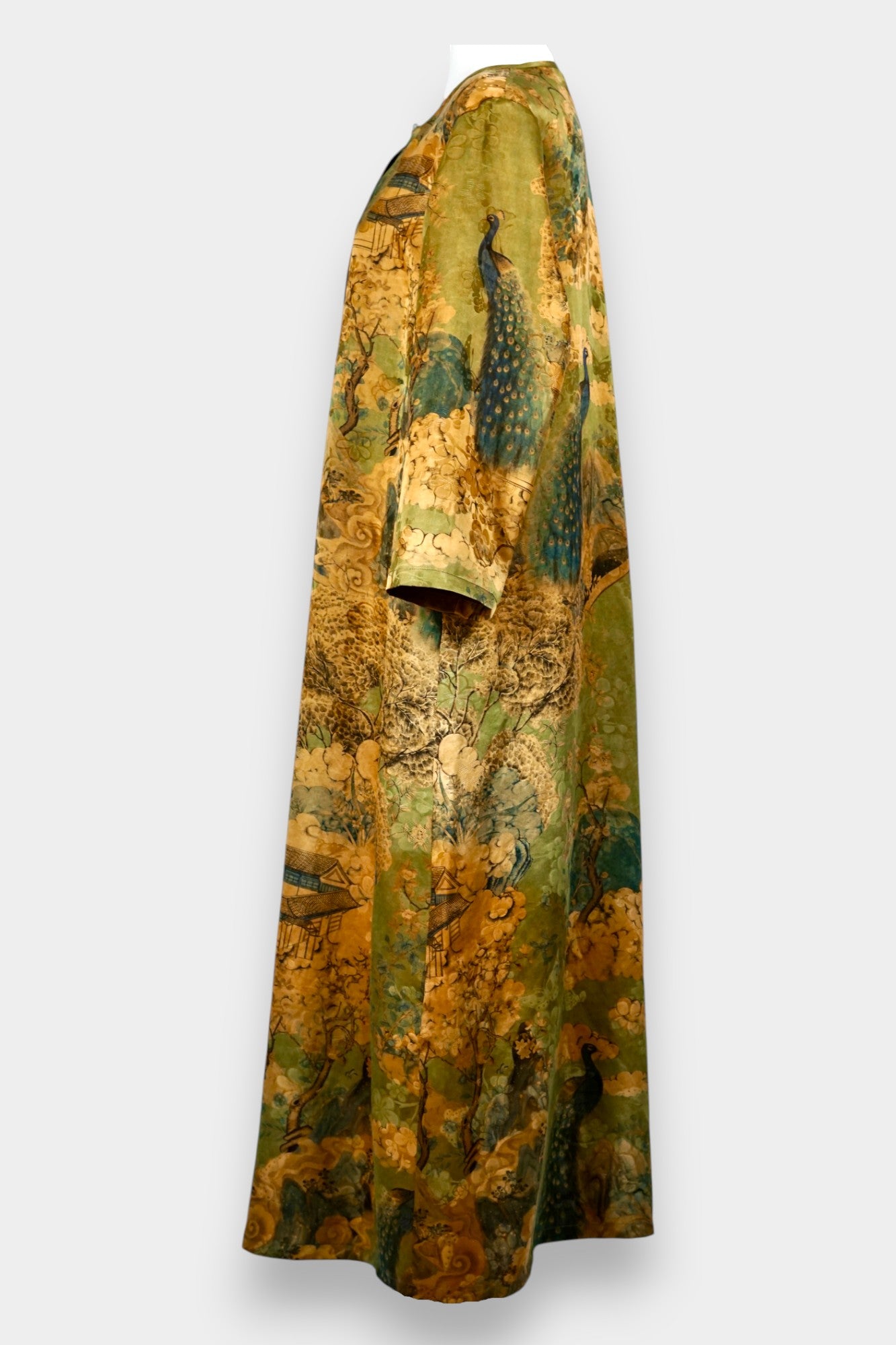Gambiered Guangdong Gauze Silk Dress | Peacock Garden Print