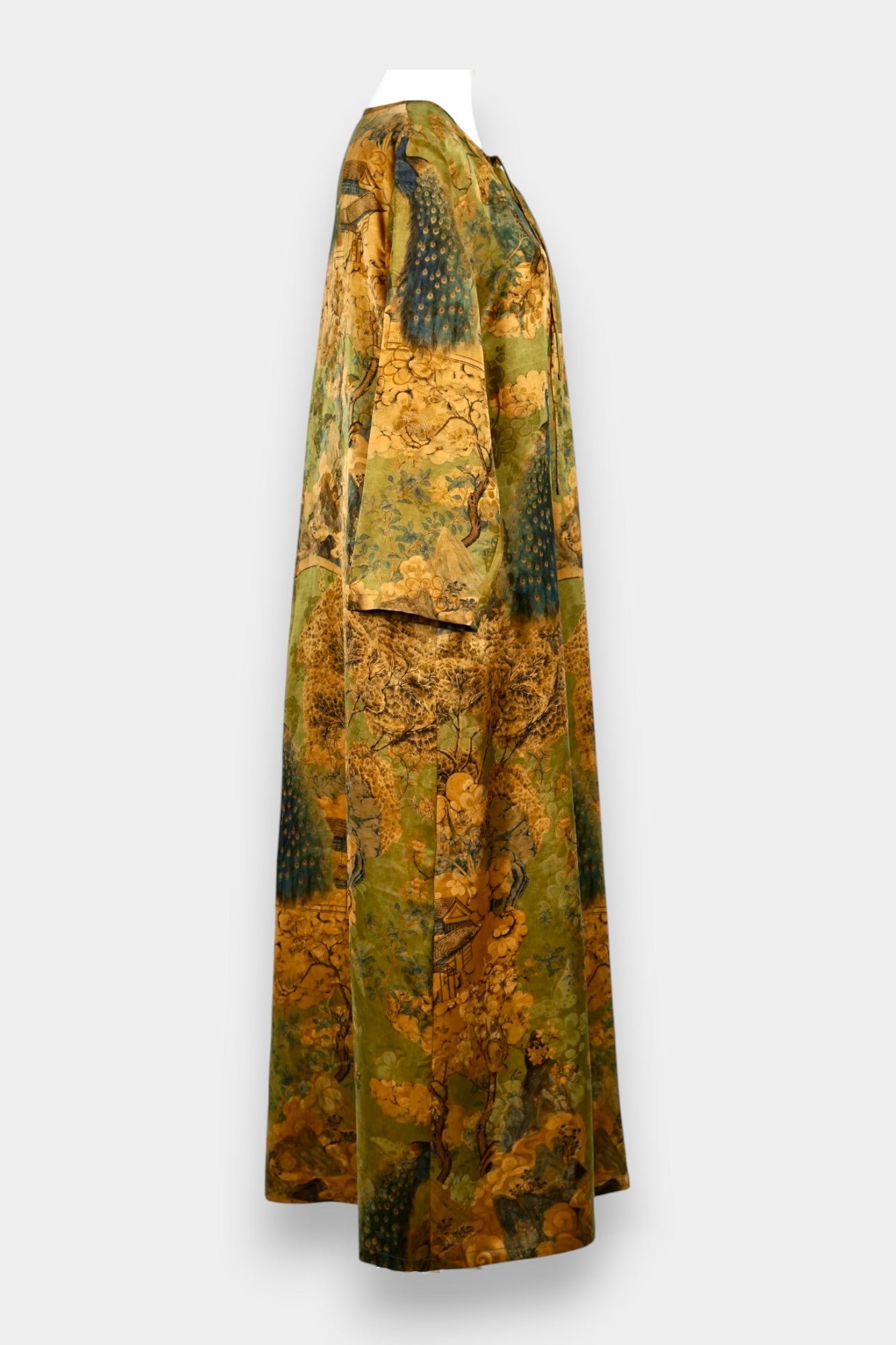 Gambiered Guangdong Gauze Silk Dress | Peacock Garden Print