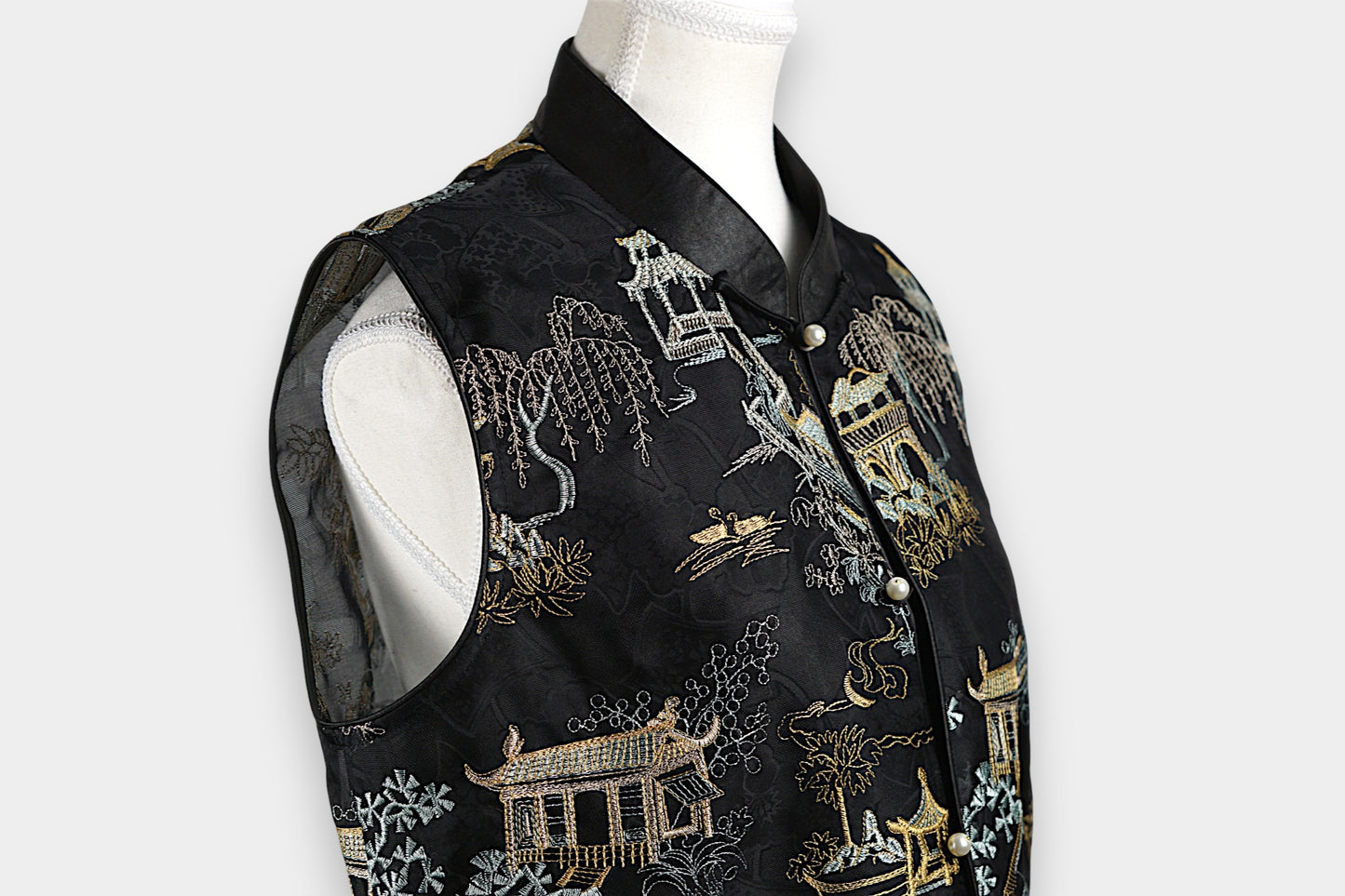 Handcrafted Embroidered Silk Vest | 100% Mulberry Silk Vest with Chinese Knot Buttons