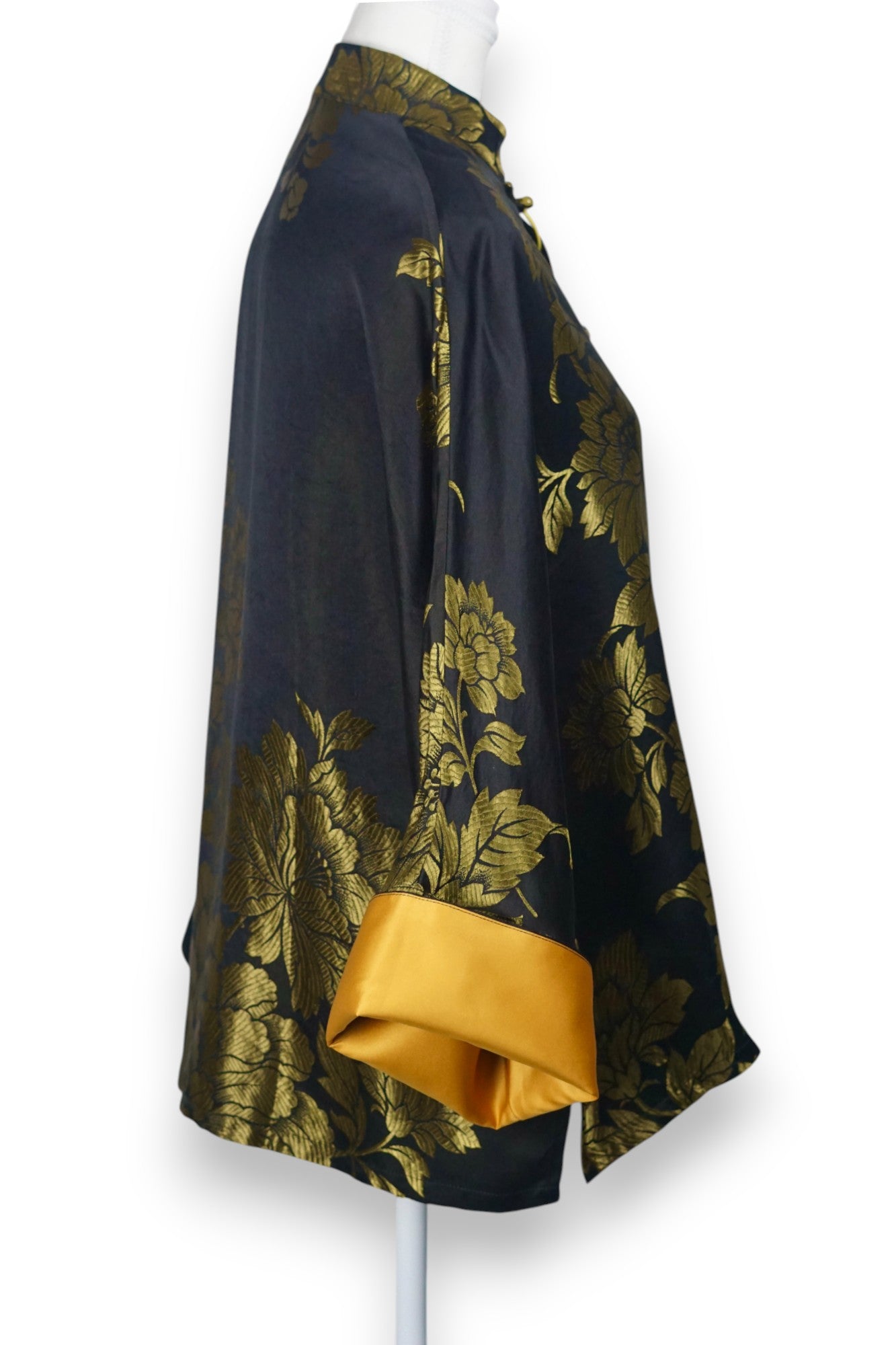 Gold & Black Song Dynasty Brocade Silk Blouse | Mandarin Collar Jacket