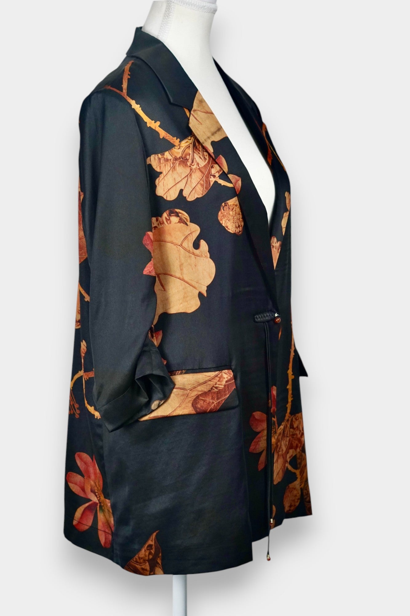 Gambiered Guangdong Gauze Silk Blazer | Earthy Leaf Print