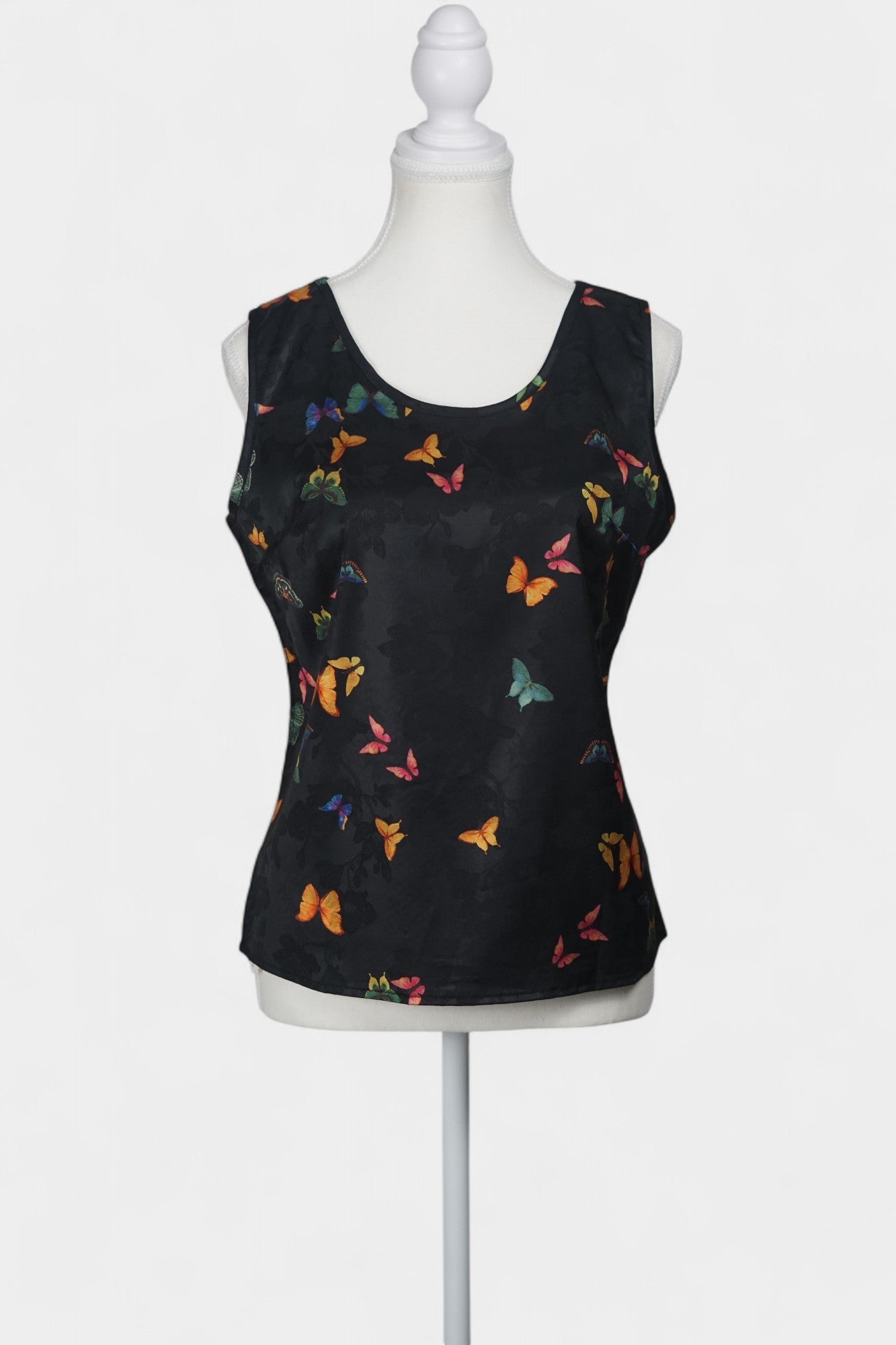Gambiered Guangdong Gauze Silk Sleeveless Top | Butterfly Jacquard