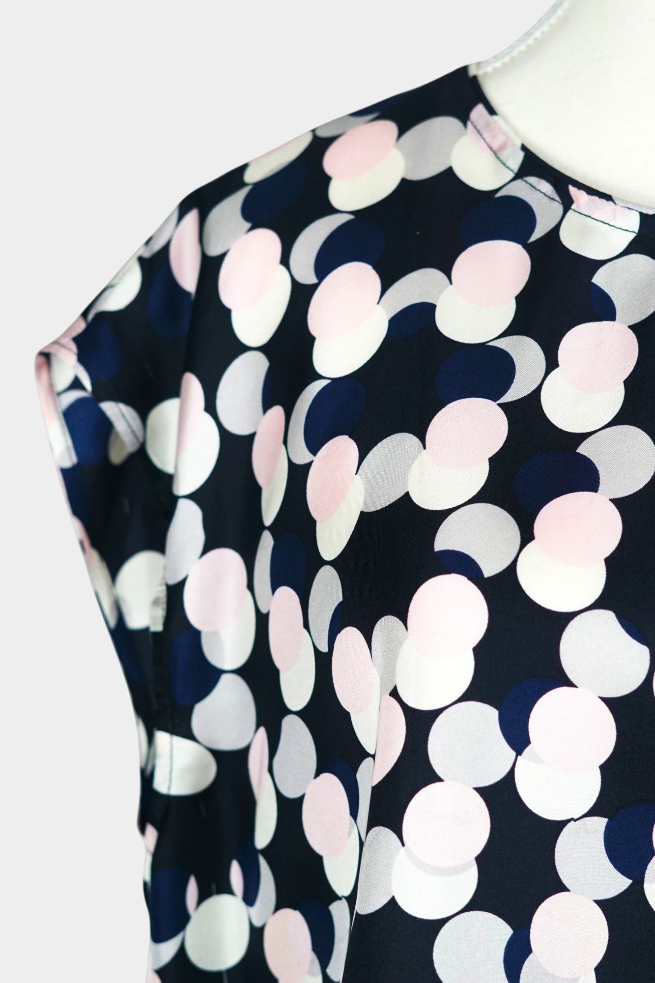 Handcrafted Mulberry Silk Sleeveless Blouse | Multi-Colour Polka Dot