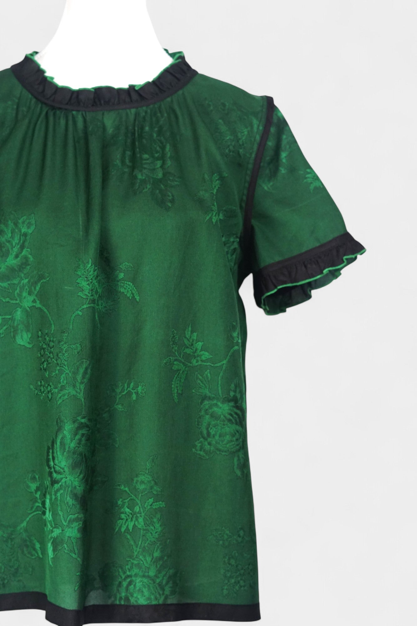 Handmade Mulberry Silk Reversible Top | Green & Black Huaro Weave