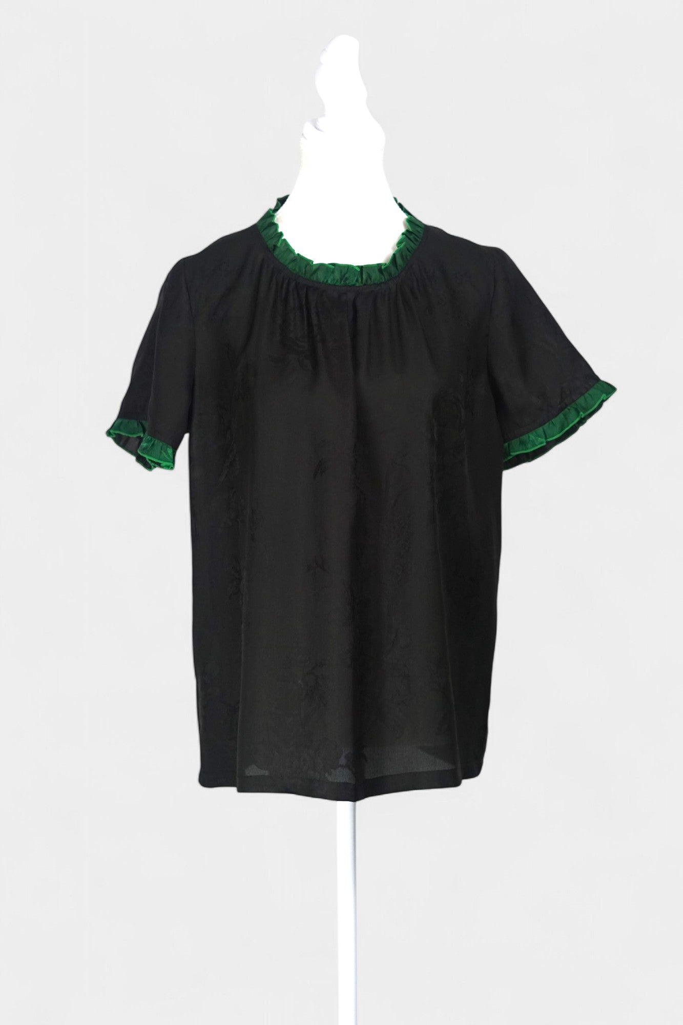Handmade Mulberry Silk Reversible Top | Green & Black Huaro Weave