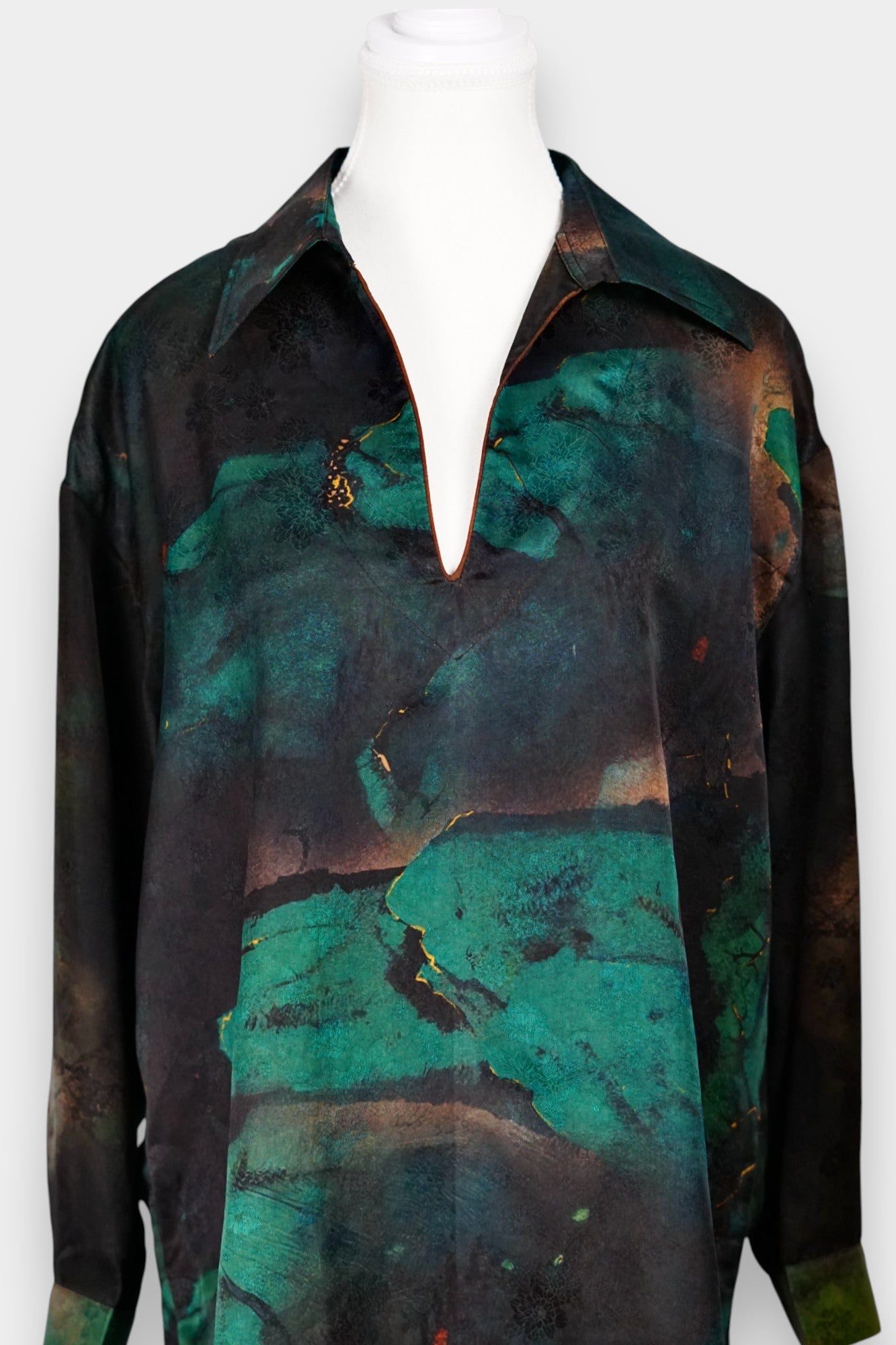 Handmade Gambiered Guangdong Gauze Silk Top | Abstract Print