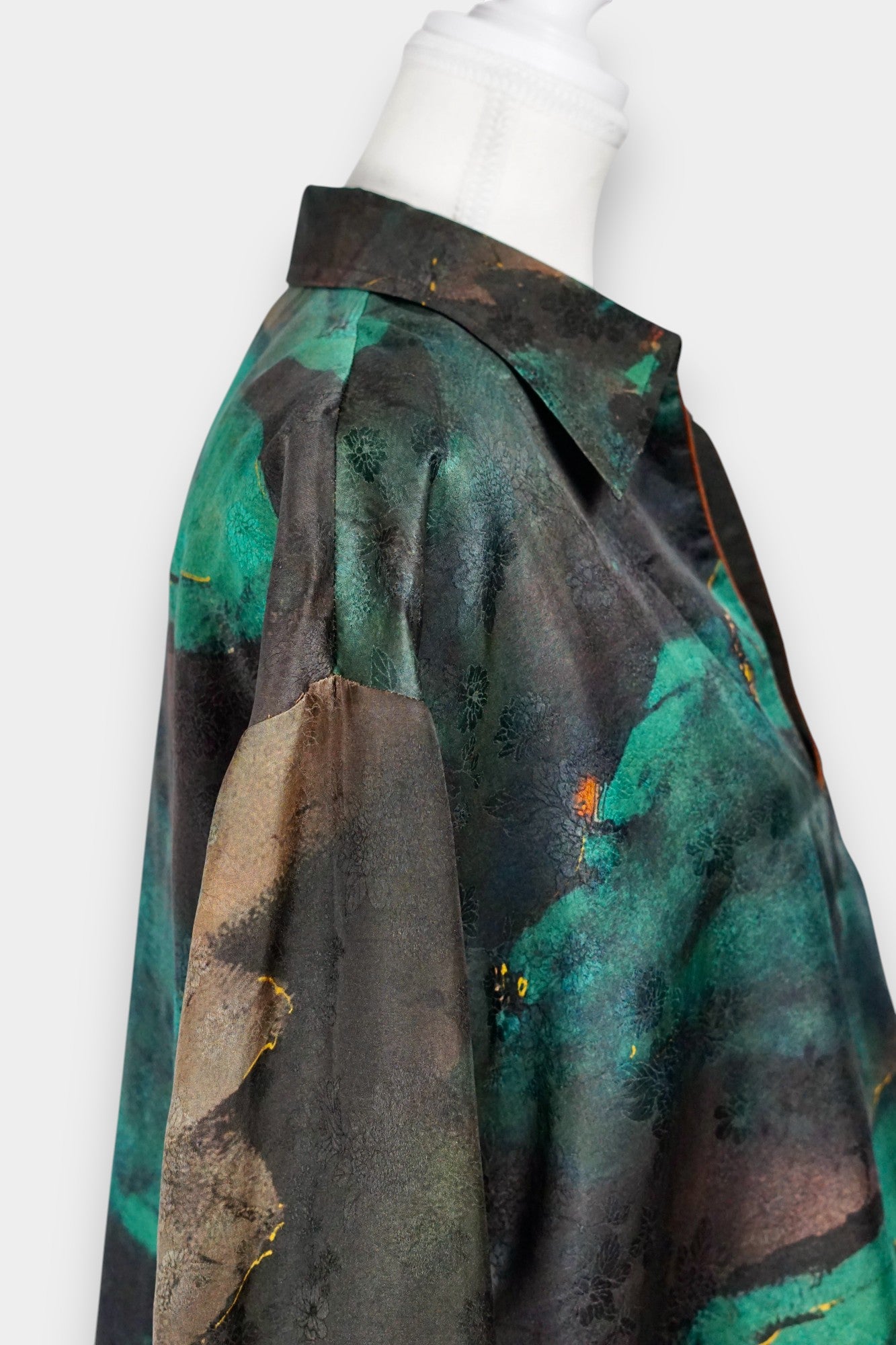 Handmade Gambiered Guangdong Gauze Silk Top | Abstract Print