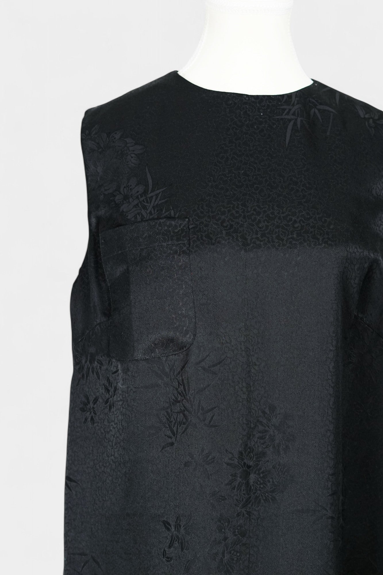 Handmade Mulberry Silk Sleeveless Dress | Black