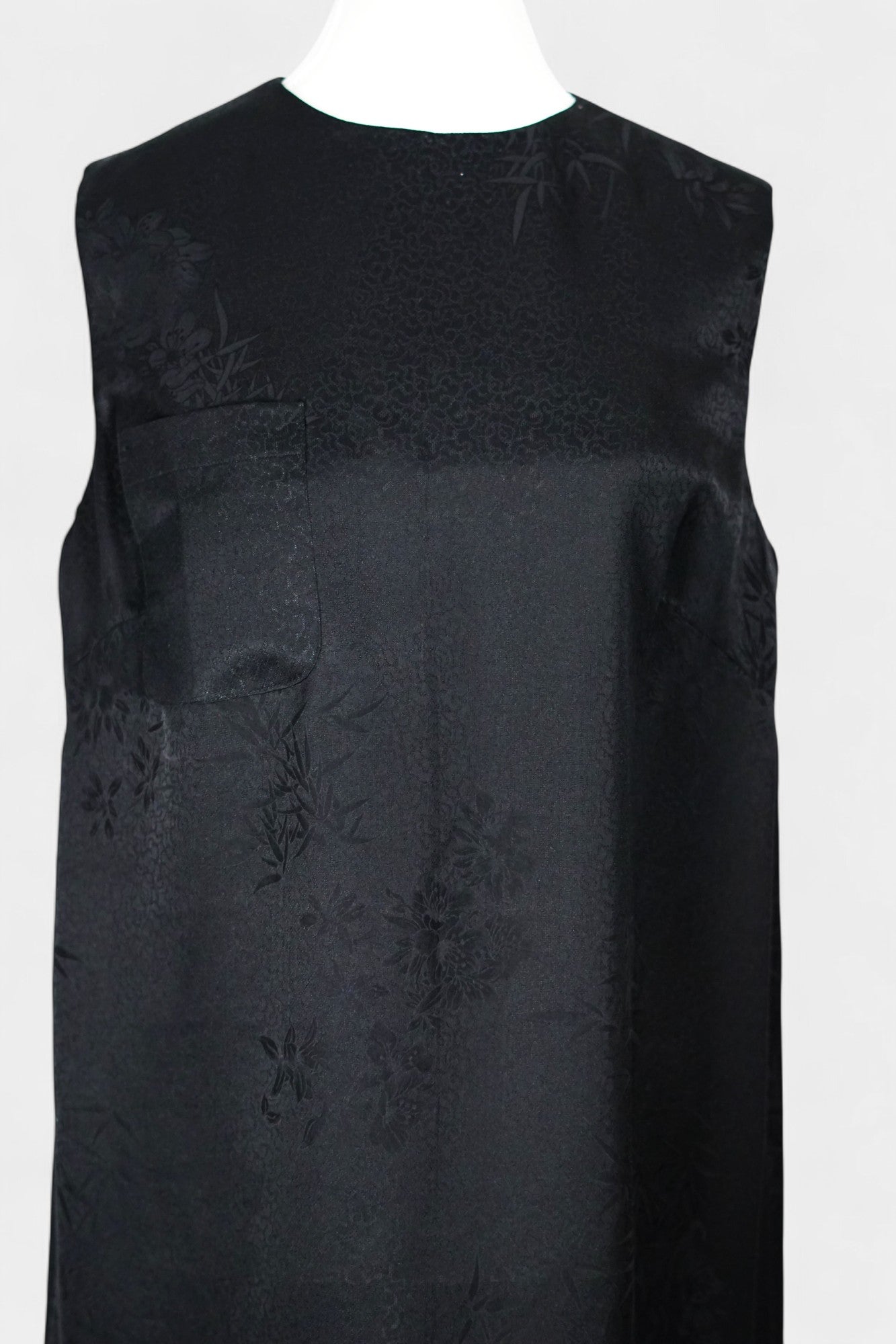 Handmade Mulberry Silk Sleeveless Dress | Black