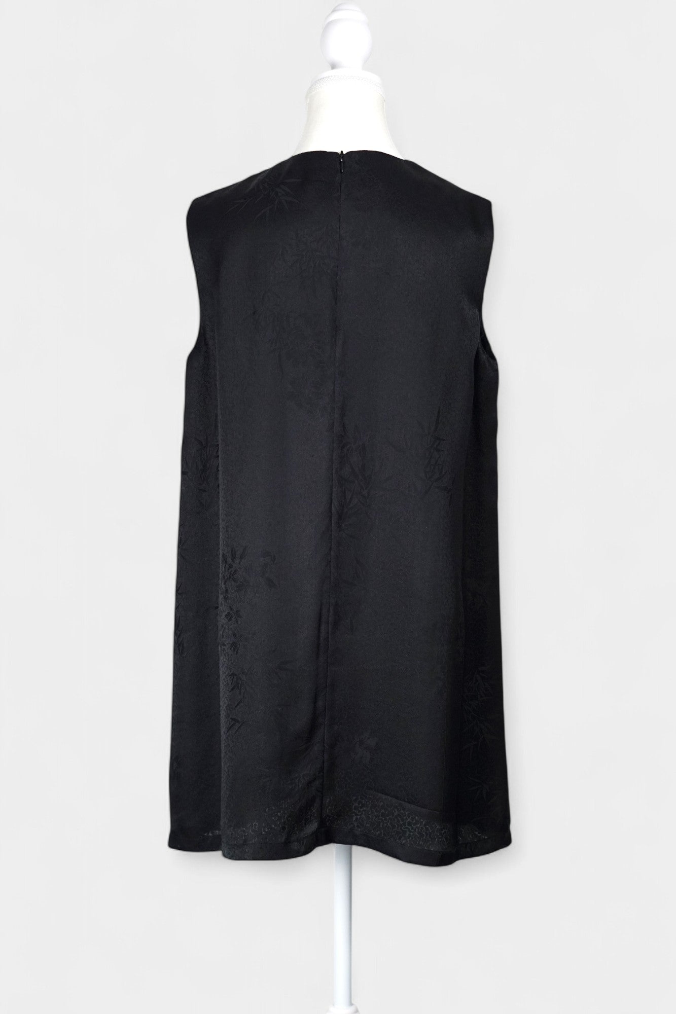 Handmade Mulberry Silk Sleeveless Dress | Black