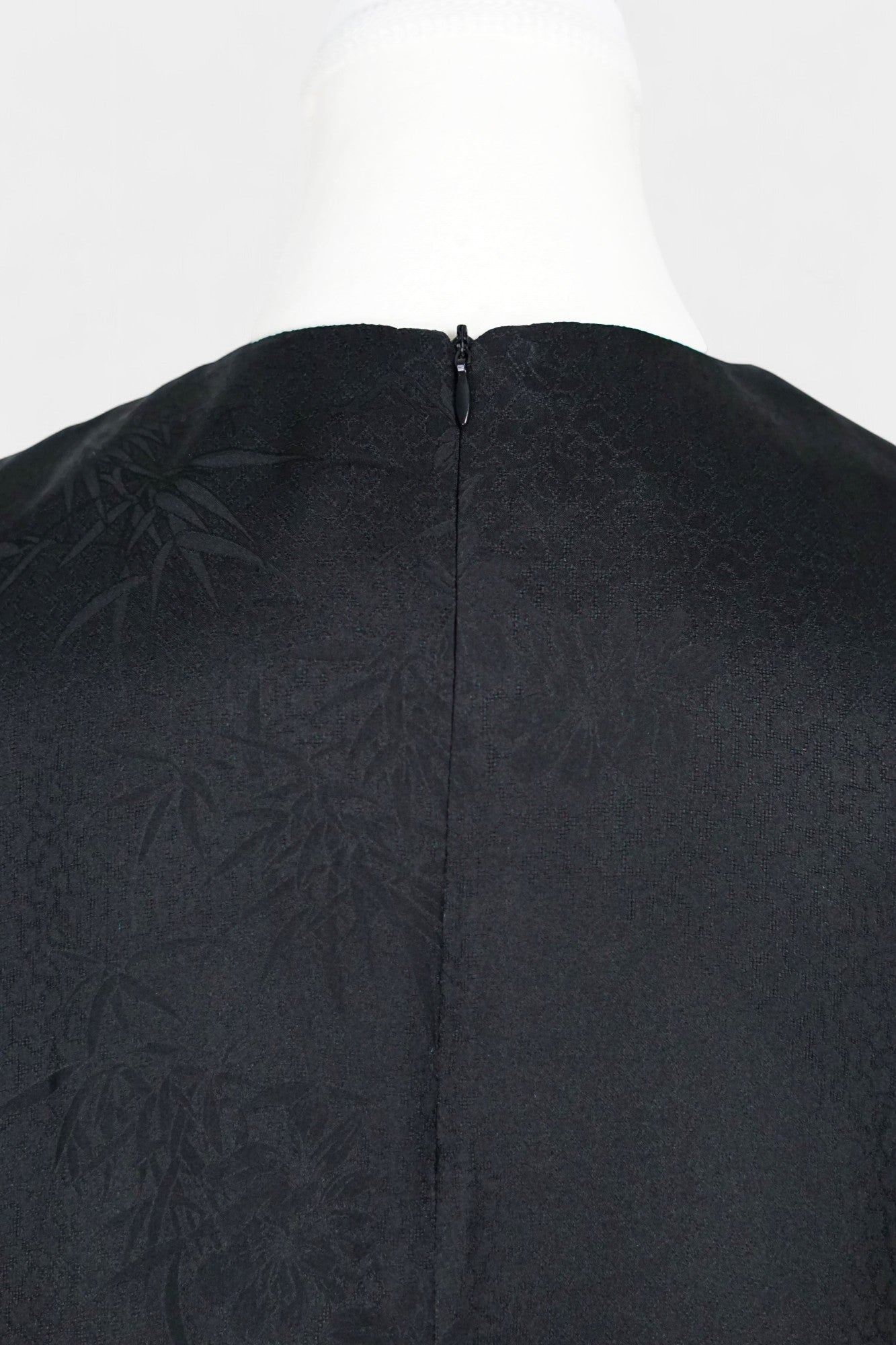 Handmade Mulberry Silk Sleeveless Dress | Black