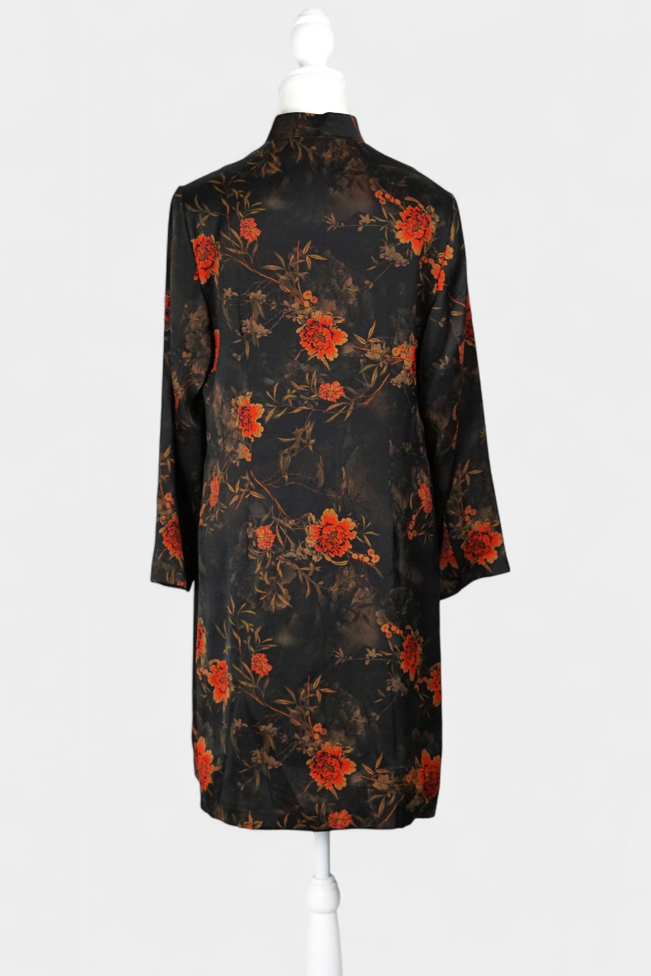Traditional Handcrafted Gambiered Guangdong Gauze Silk Dress | Dark Brown & Floral