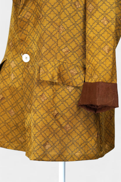 Gambiered Gauze Silk Blazer & Camisole Set | Gold Geometric Print