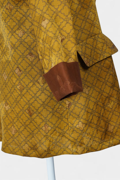 Gambiered Gauze Silk Blazer & Camisole Set | Gold Geometric Print