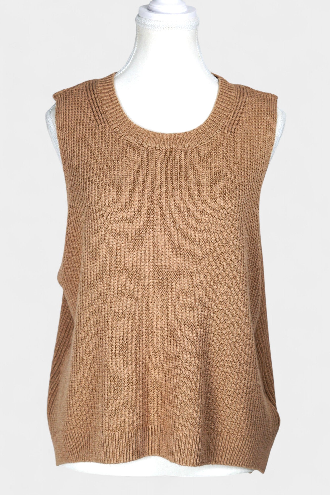 Knitted Tussah Silk Vest | Camel Brown
