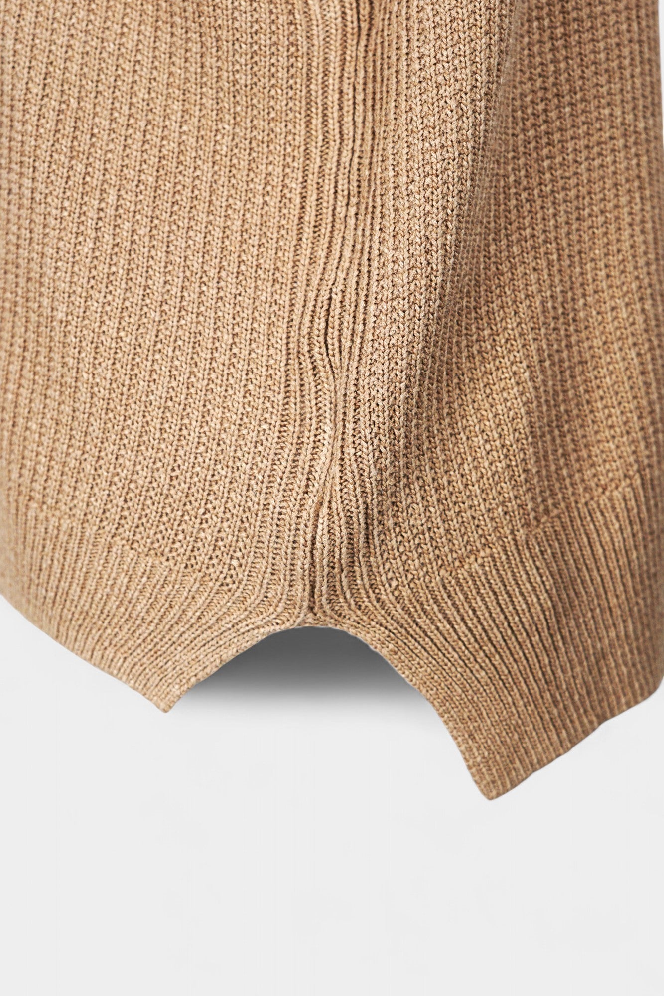 Knitted Tussah Silk Vest | Camel Brown