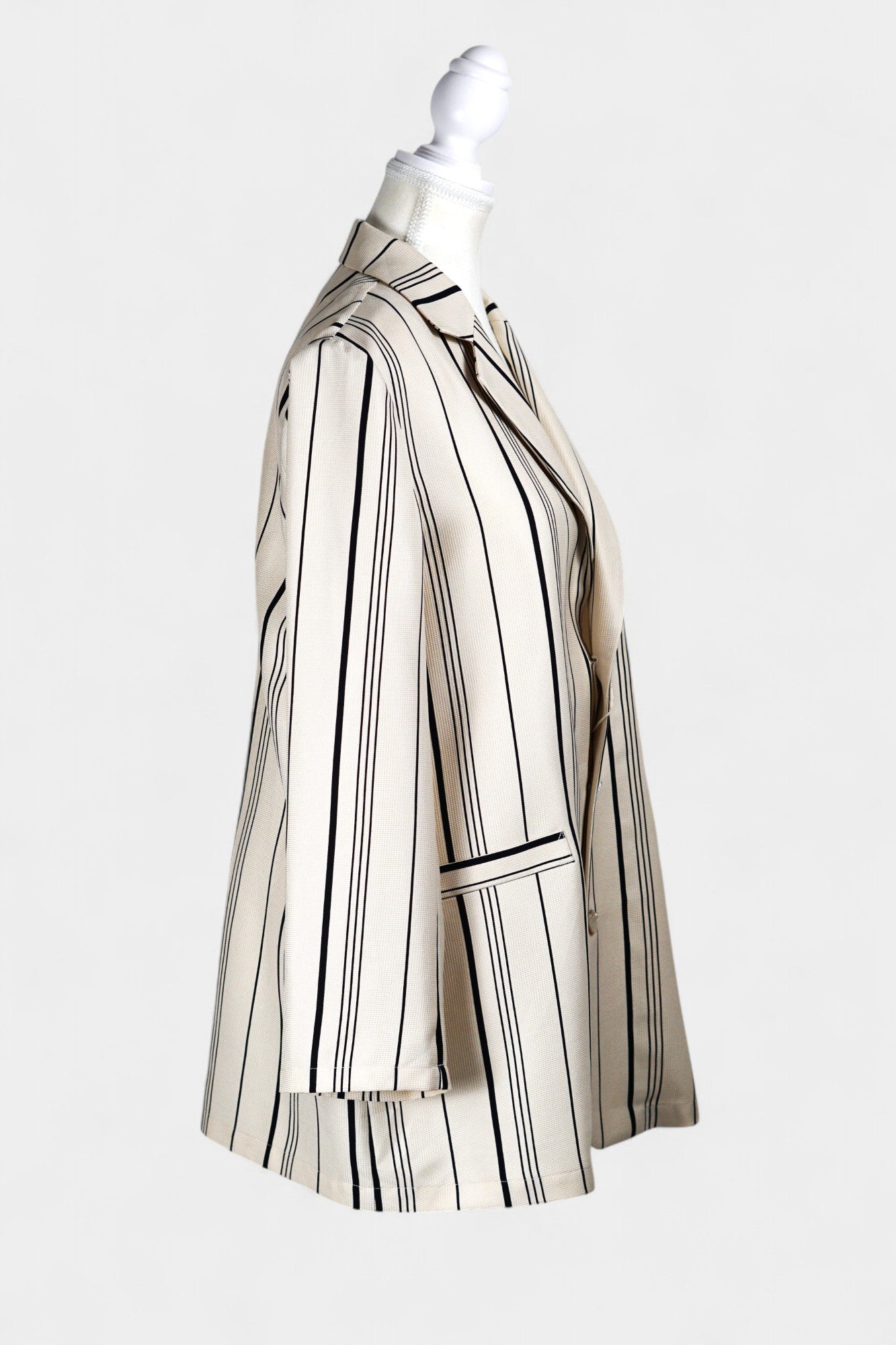 Handcrafted Mulberry Silk Striped Blazer | Cream & Black